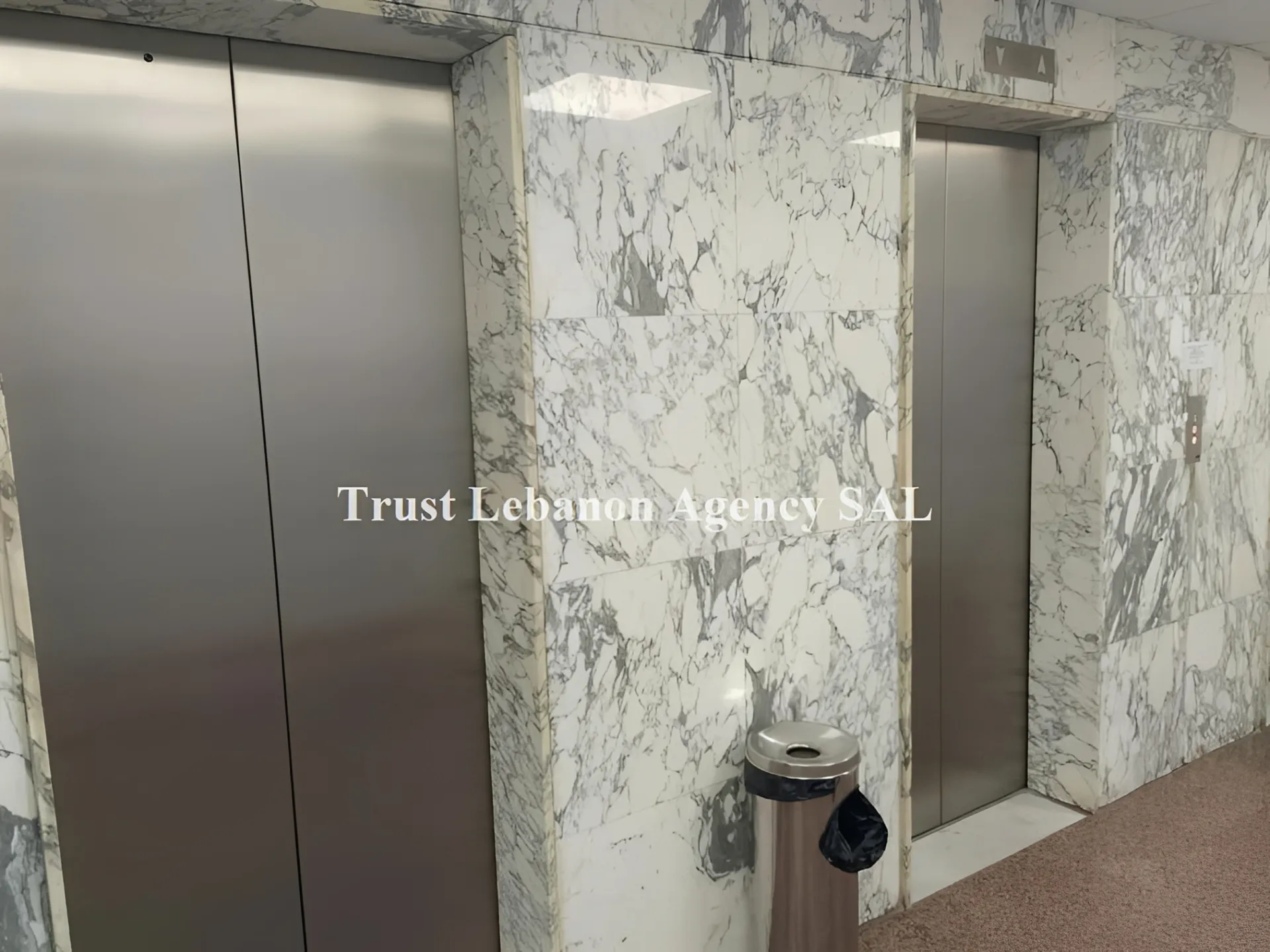 Office for rent in Beirut, Hamra