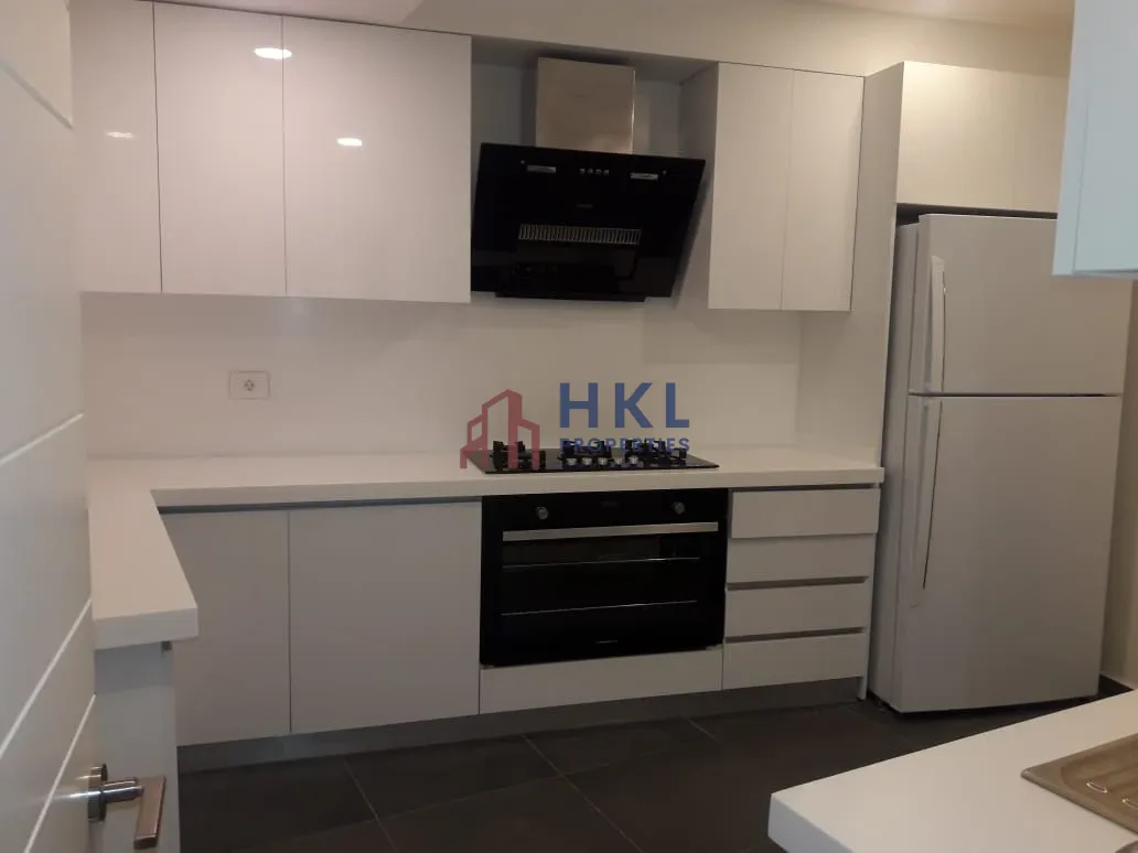 Apartment for rent in Clemenceau, Bayrut, Lebanon - 3 bed, 4 bath