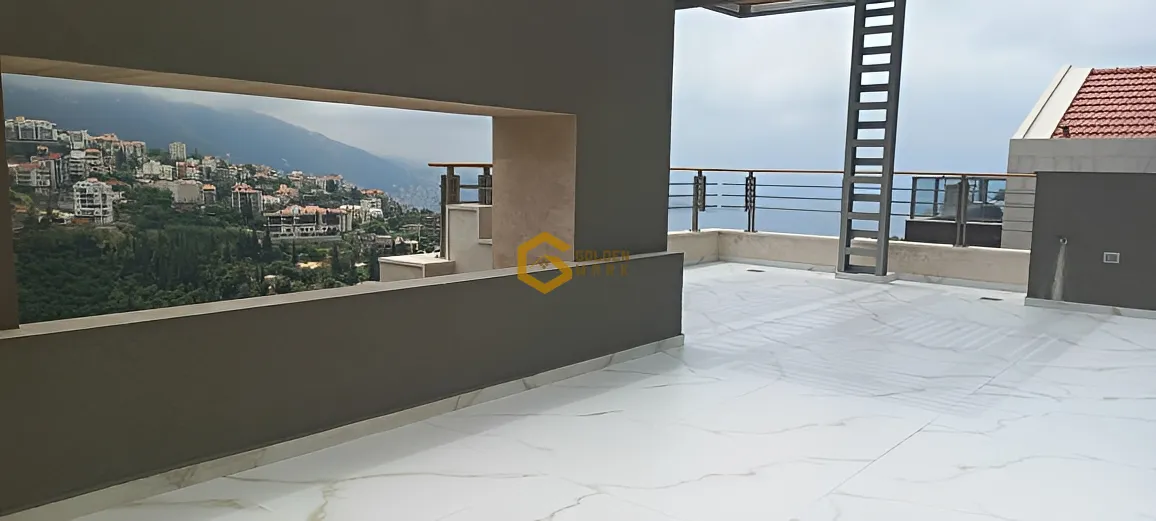 Duplex for Sale in Adma w Dafnah - 4 bed, 5 bath