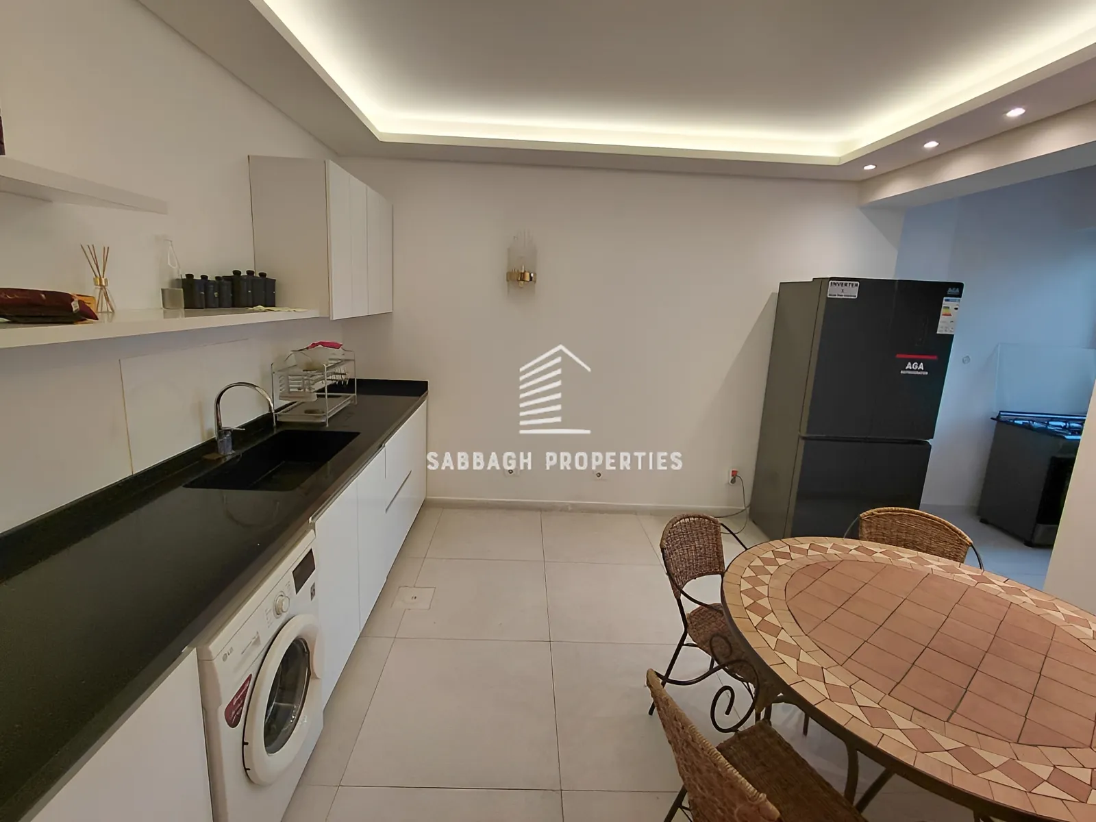 Apartment for rent in Sanayeh