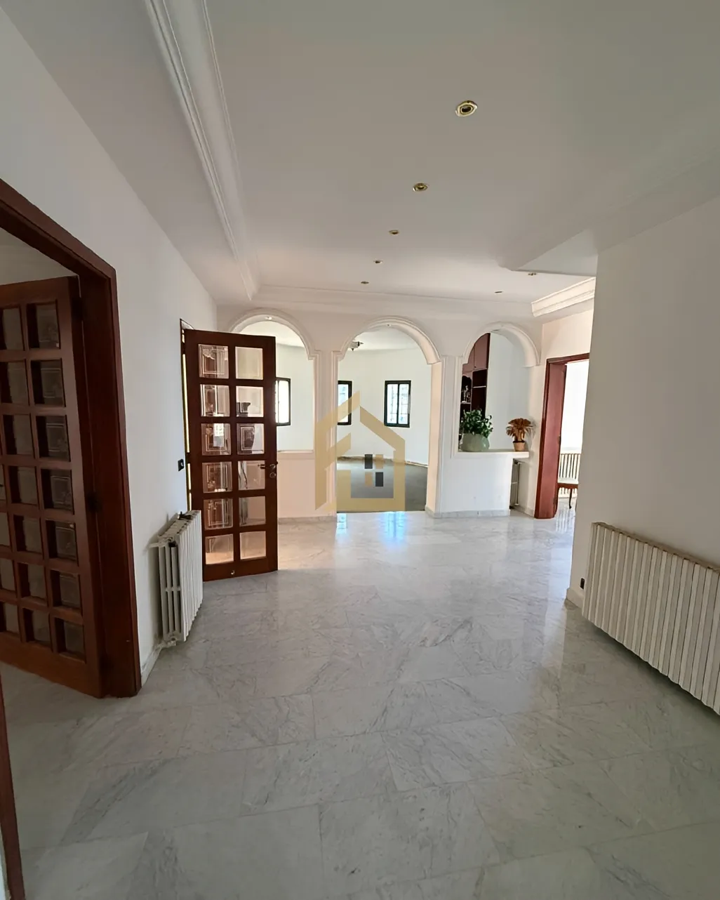 Villa for sale in Jeita, Lebanon - 4 bed, 6 bath