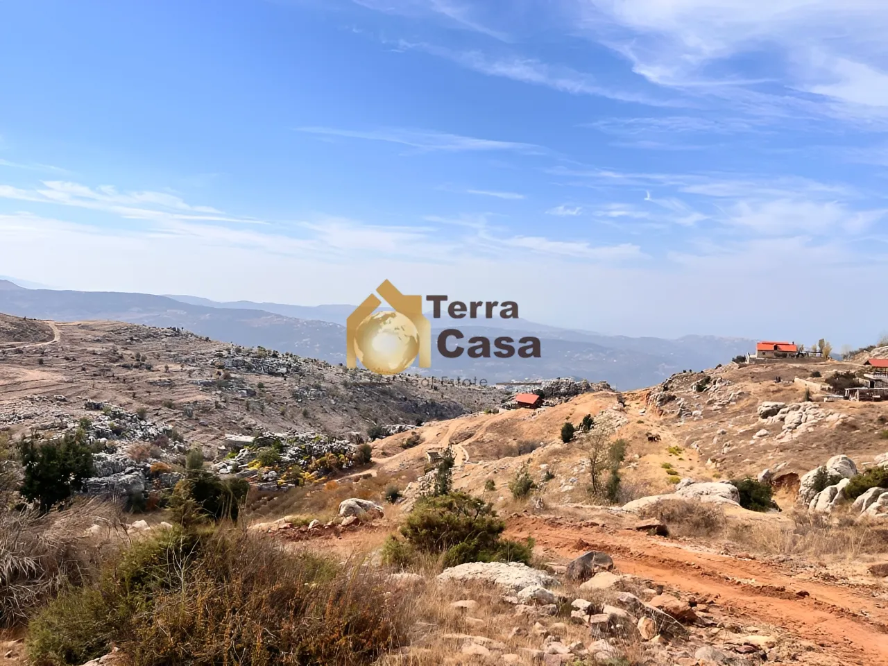 Land for sale in Zaarour