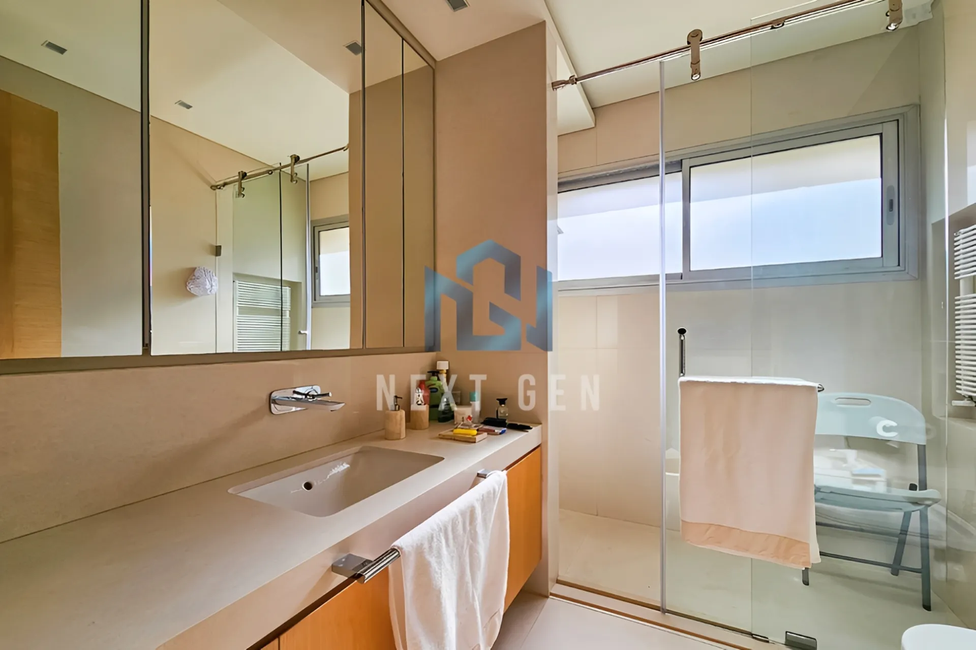 Apartment for sale in Clemenceau, Bayrut, Lebanon