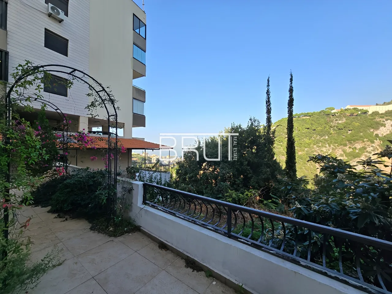 Apartment for Sale in Zouk Mikael