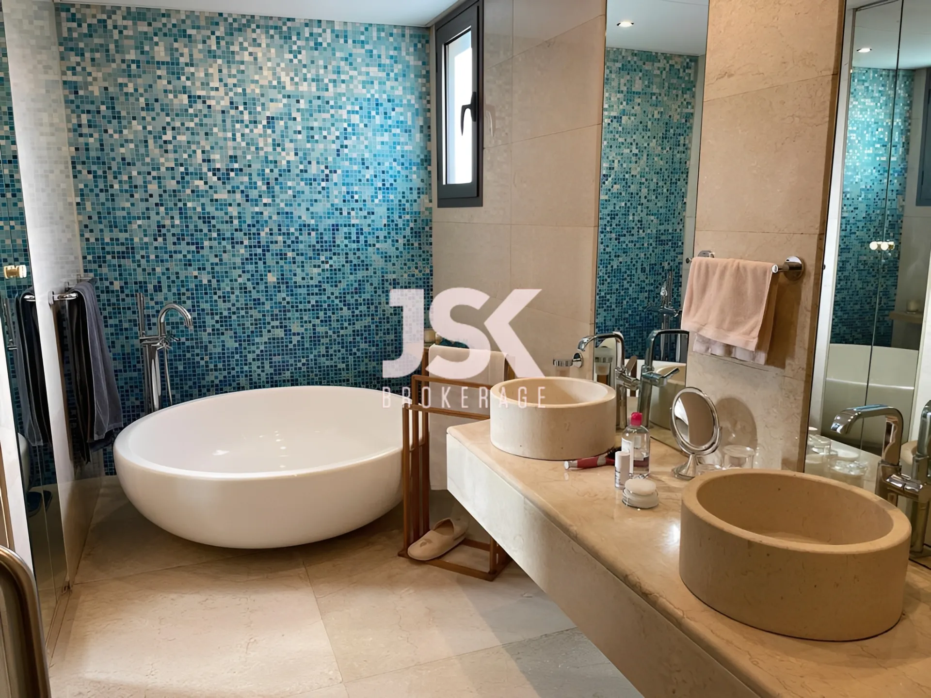 Apartment for Rent in Saifi Villag, Beirut, Lebanon