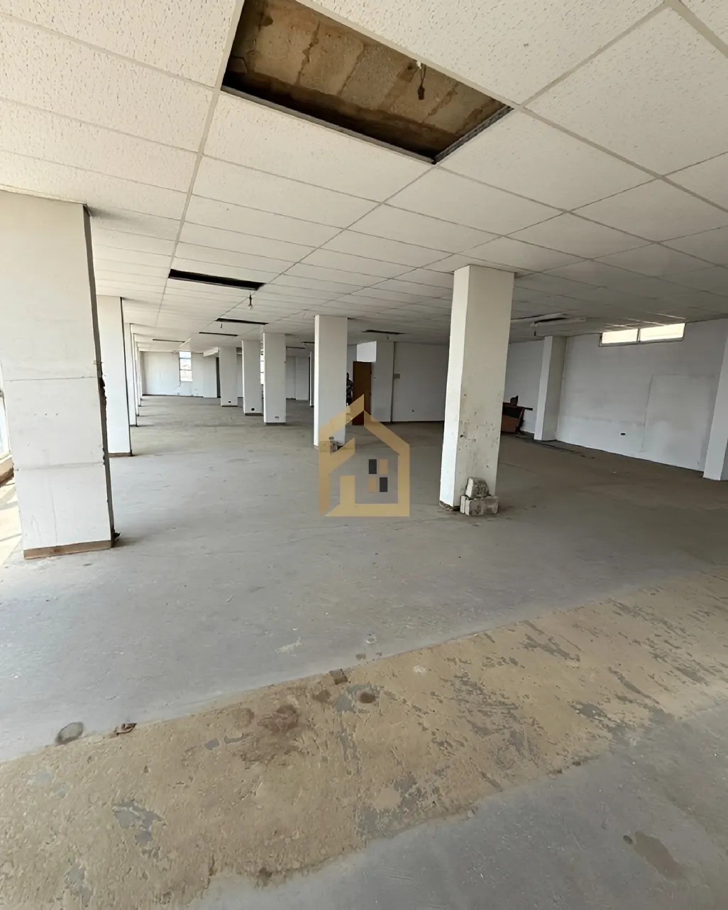 Showroom for rent in Broummana, Lebanon