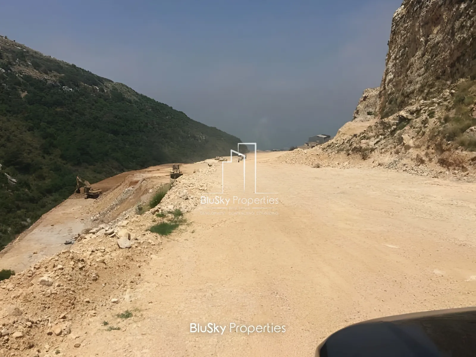 Land for Sale in Maaysra
