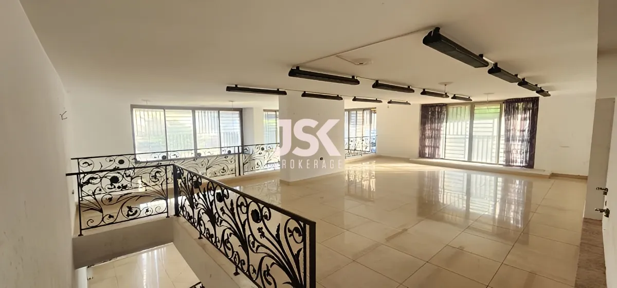 Shop for Rent in Ain el remmeneh, Lebanon
