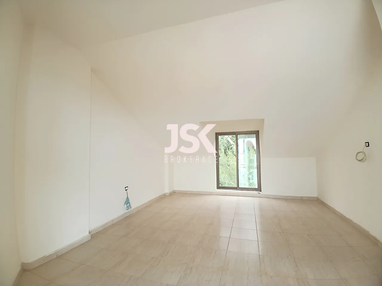 Duplex for Sale in Mazraat Yachoua