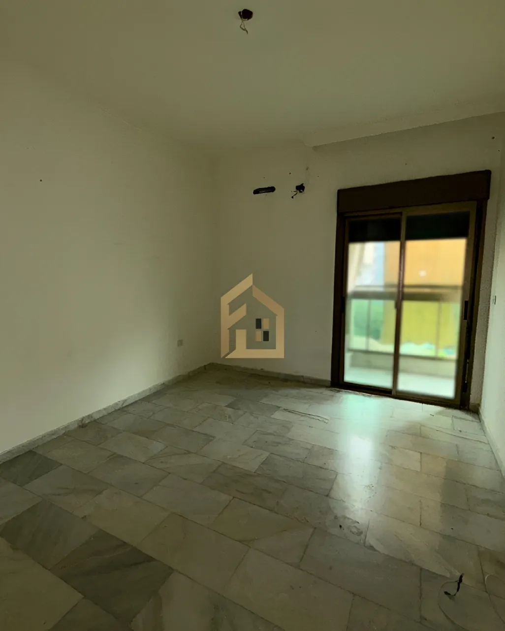 Apartment for sale in Salim Salam, Bayrut, Lebanon