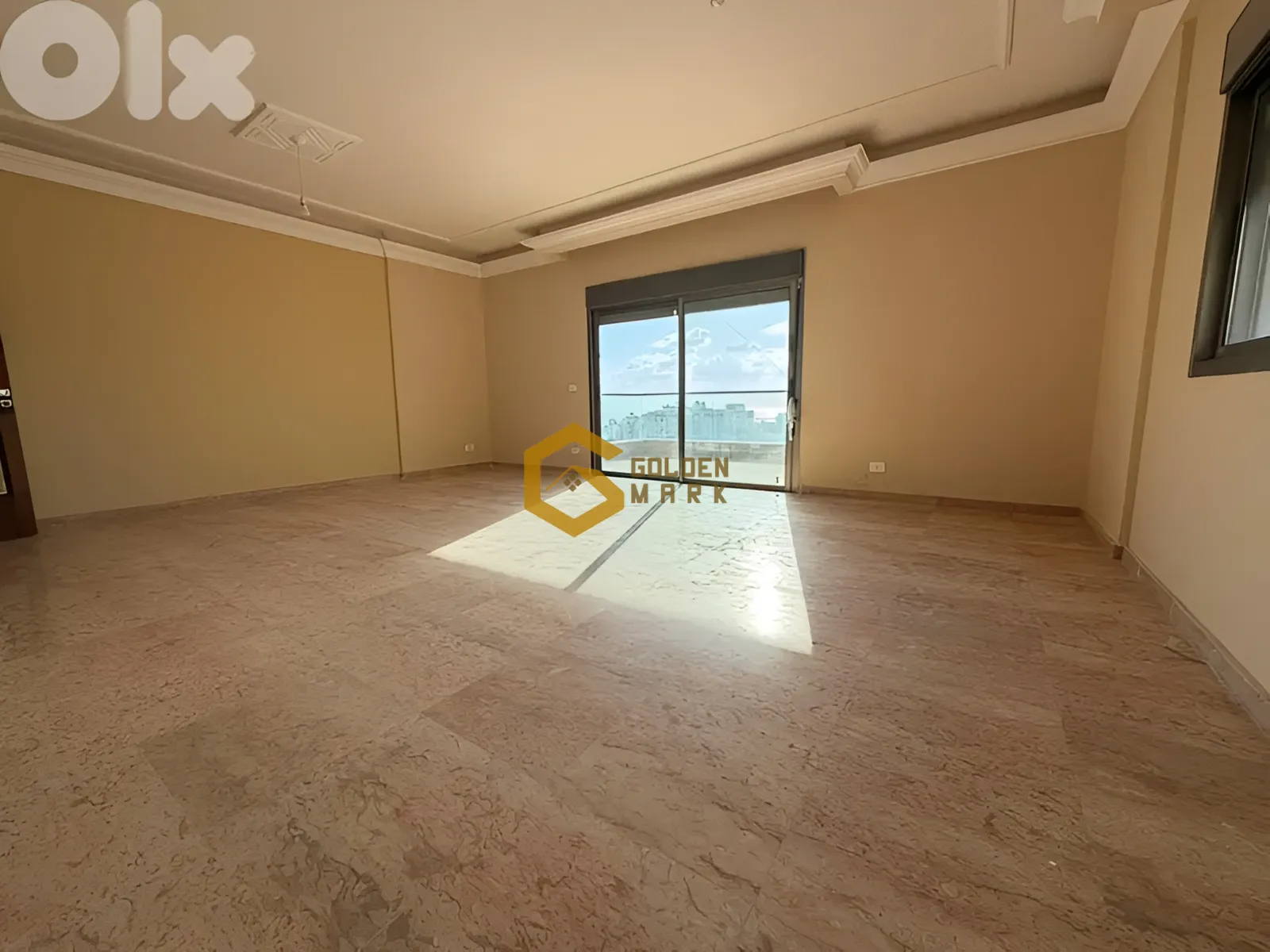 Duplex for Sale in Blat - 4 bed, 3 bath