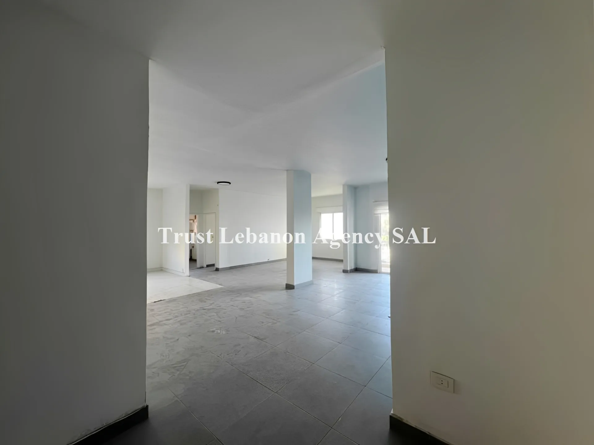 Office for sale in Metn, Antelias