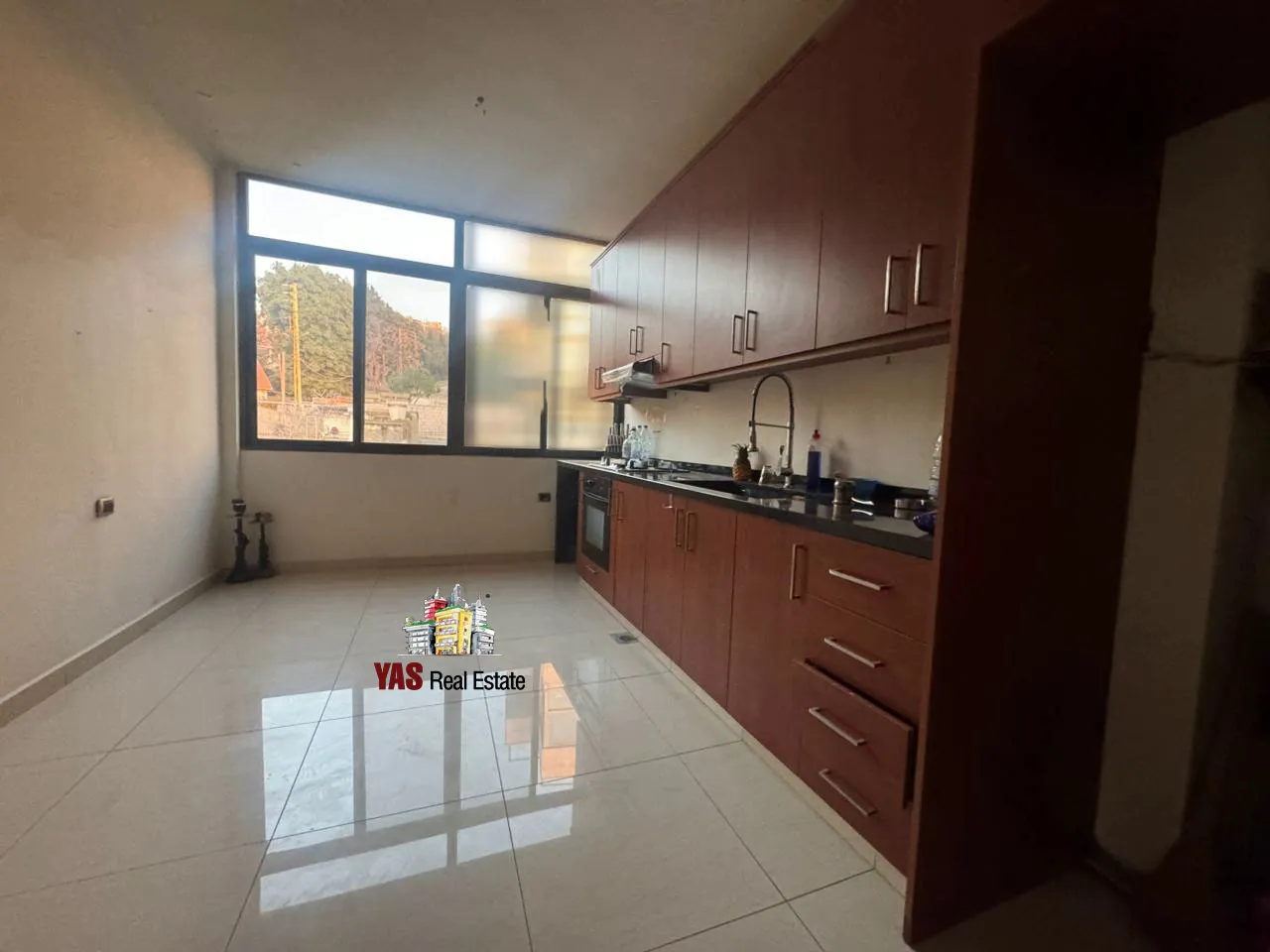 Apartment for sale in Ballouneh, Lebanon