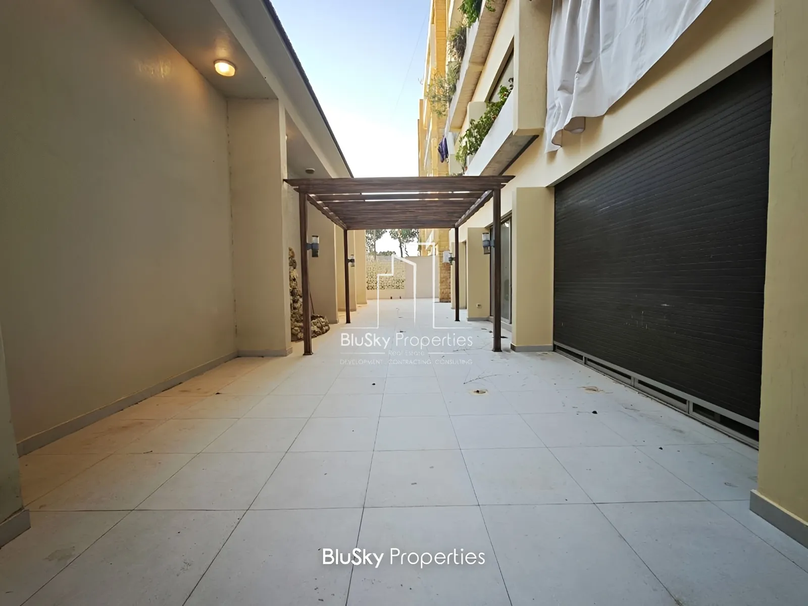 Apartment for Sale in Broumana - 2 bed, 3 bath