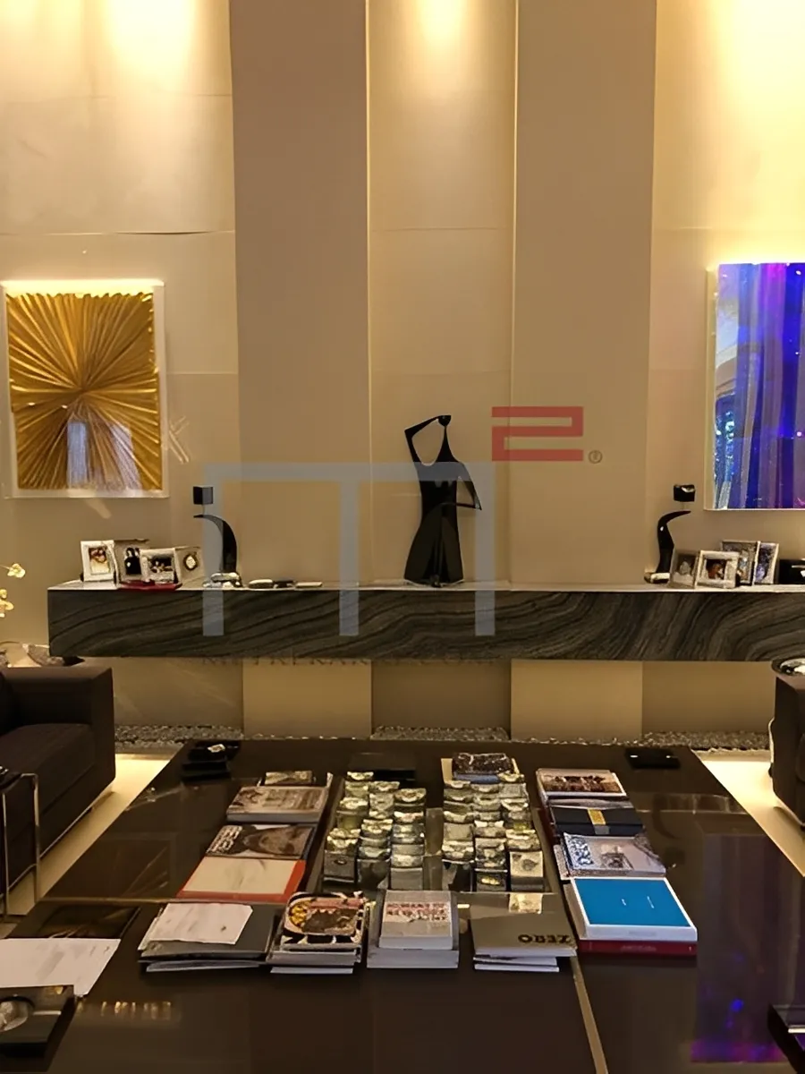 Apartment for Sale in Saifi - 4 bed, 6 bath