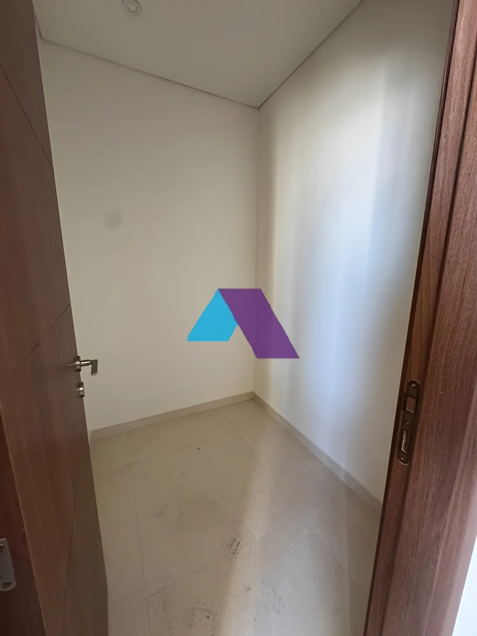 Apartment for Sale in Syoufi - 3 bed, 3 bath