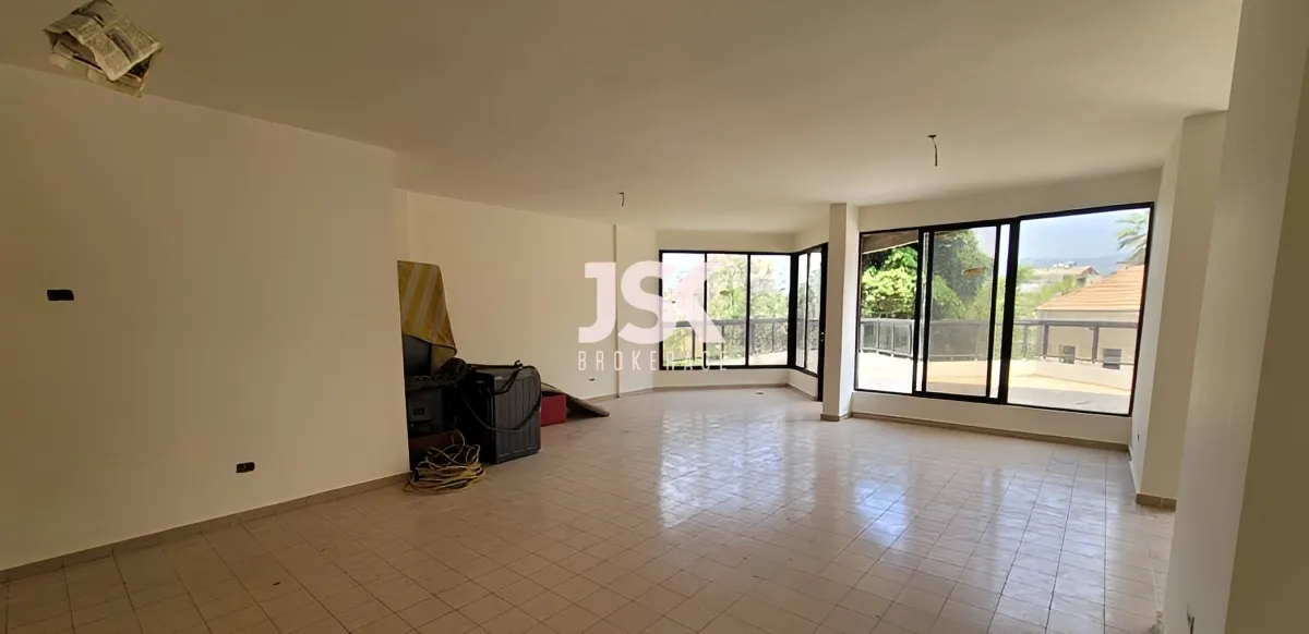 Office for rent in Ghadir