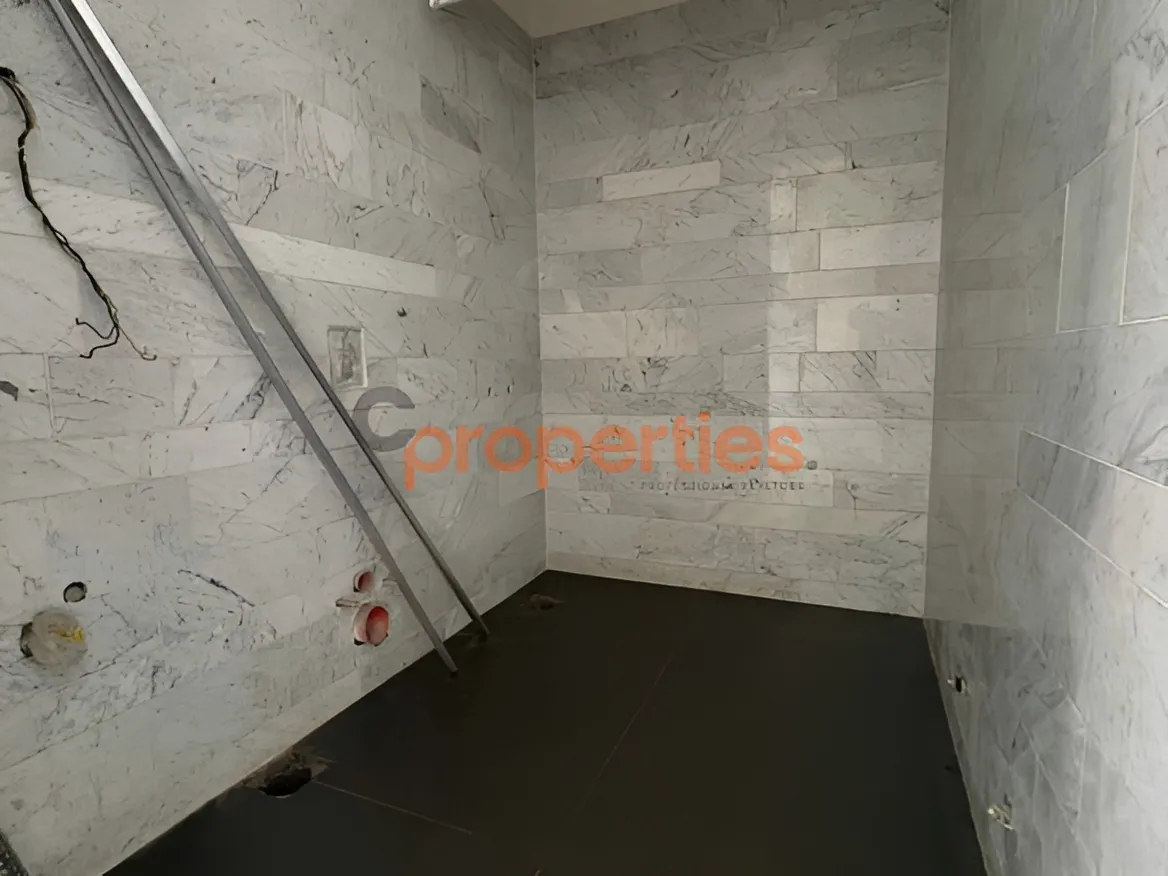 Apartment for Sale in Badaro - 3 bed, 4 bath