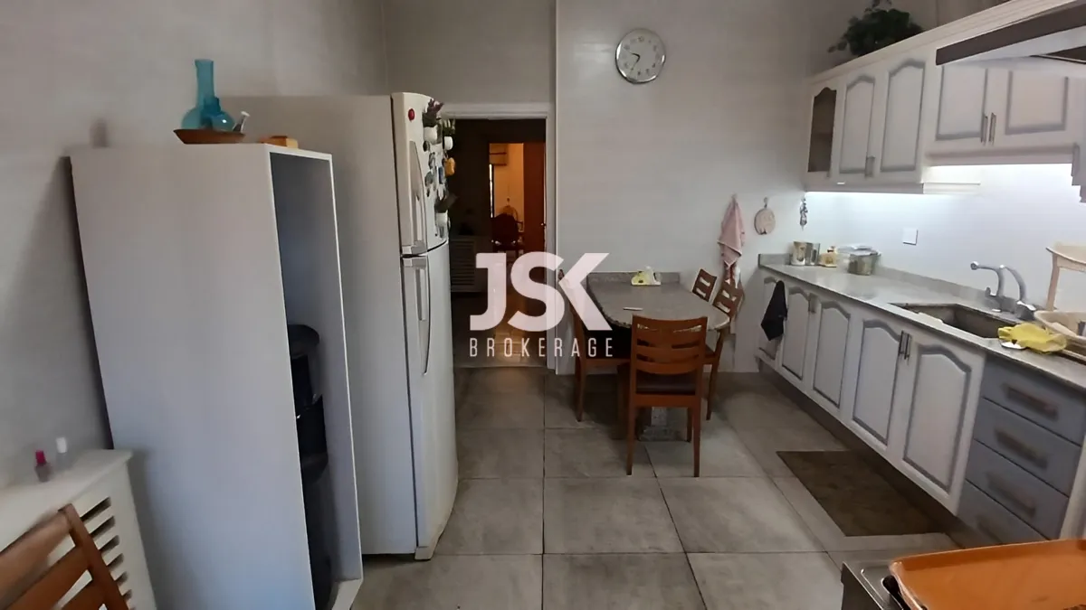 Apartment for Sale in Aaoukar, Lebanon