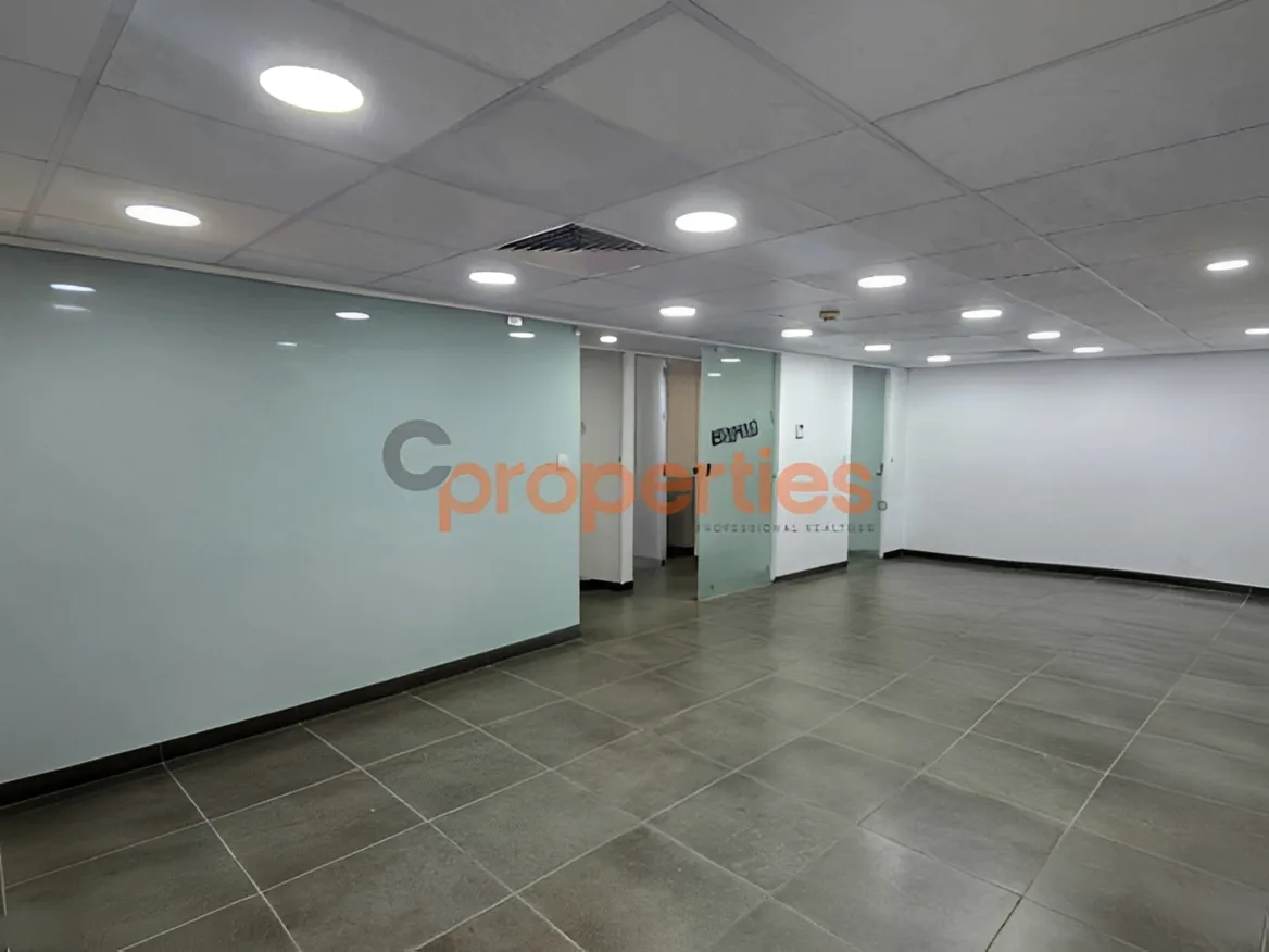 Office for Rent in Forn El Chebbak