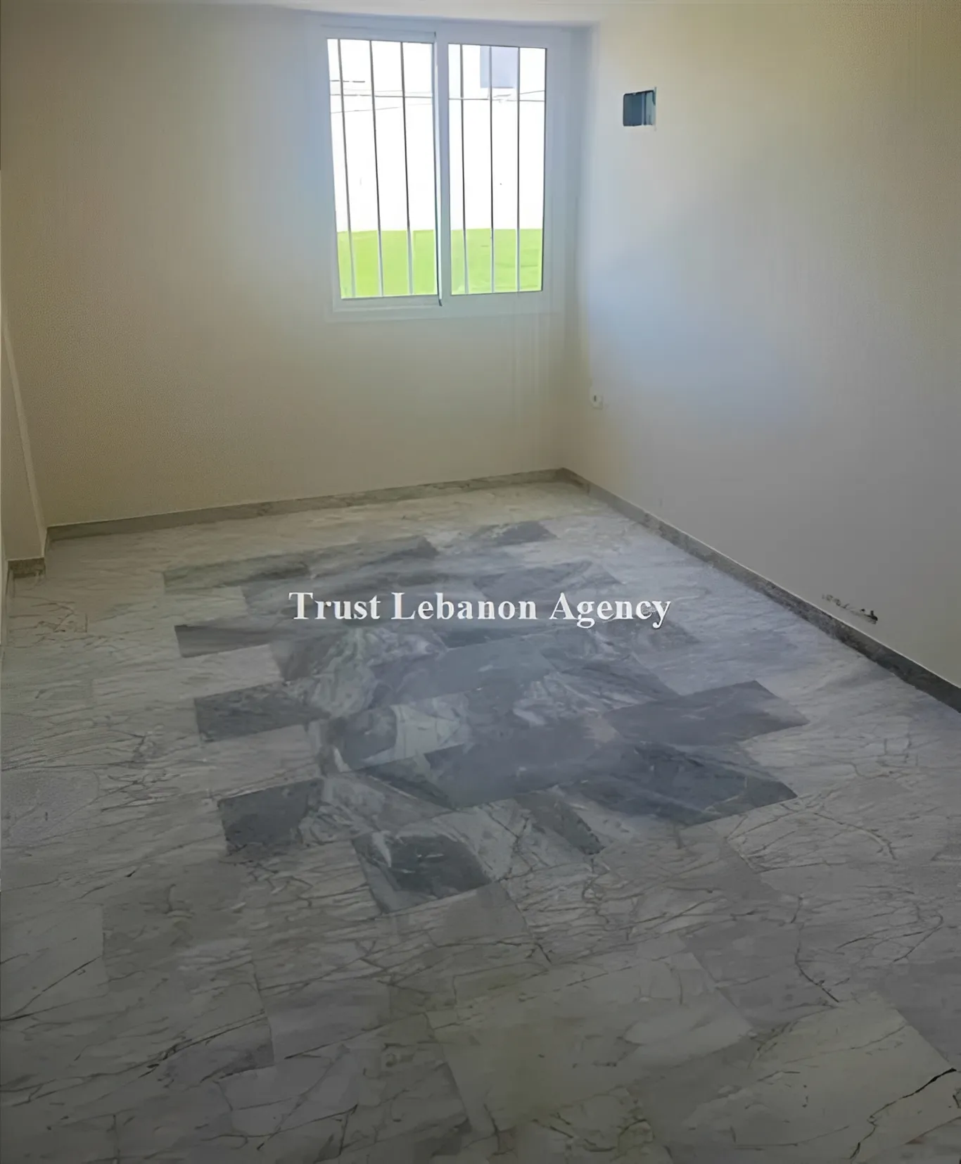 Commercial Property For Rent in Zahle,