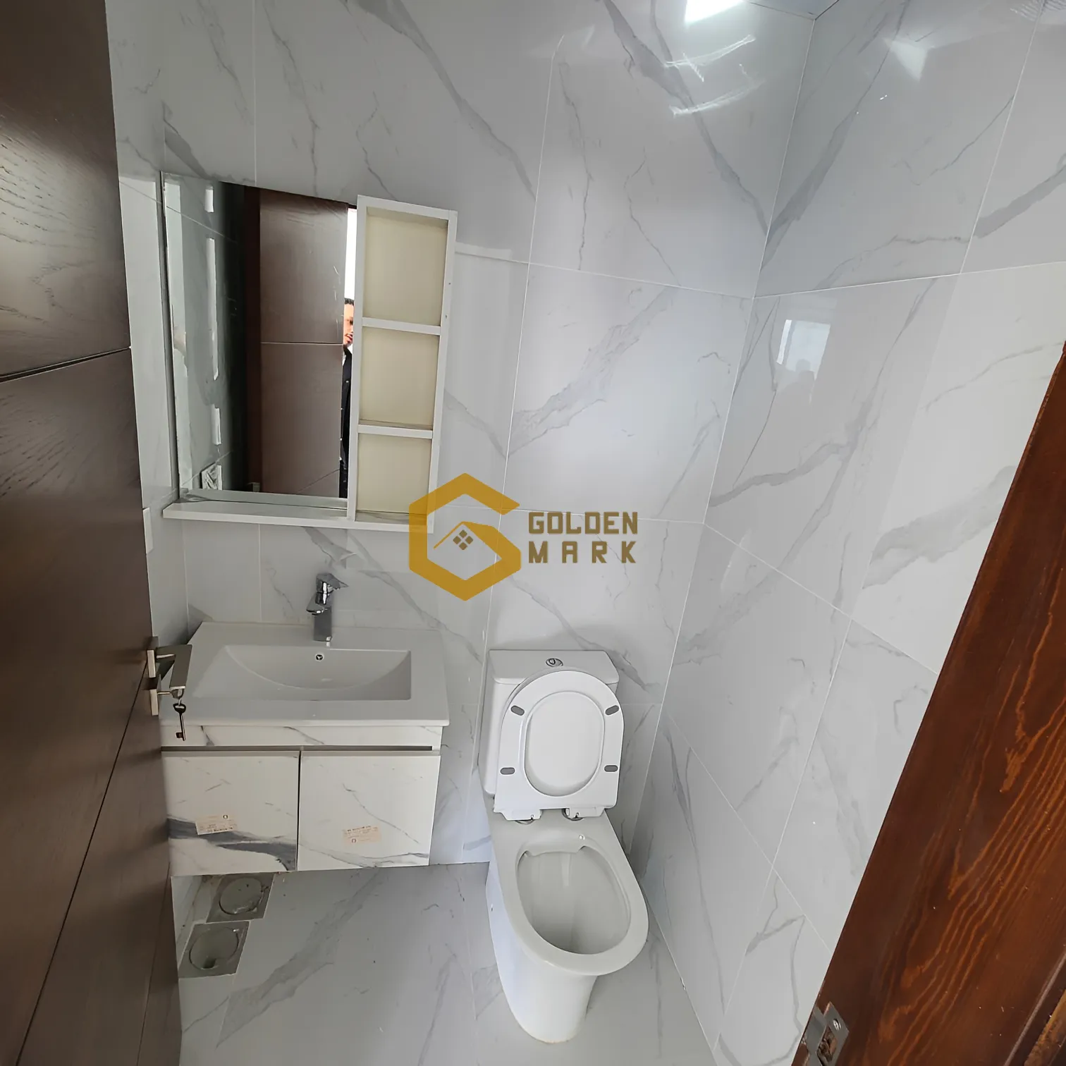 Apartment for Sale in Hosrayel