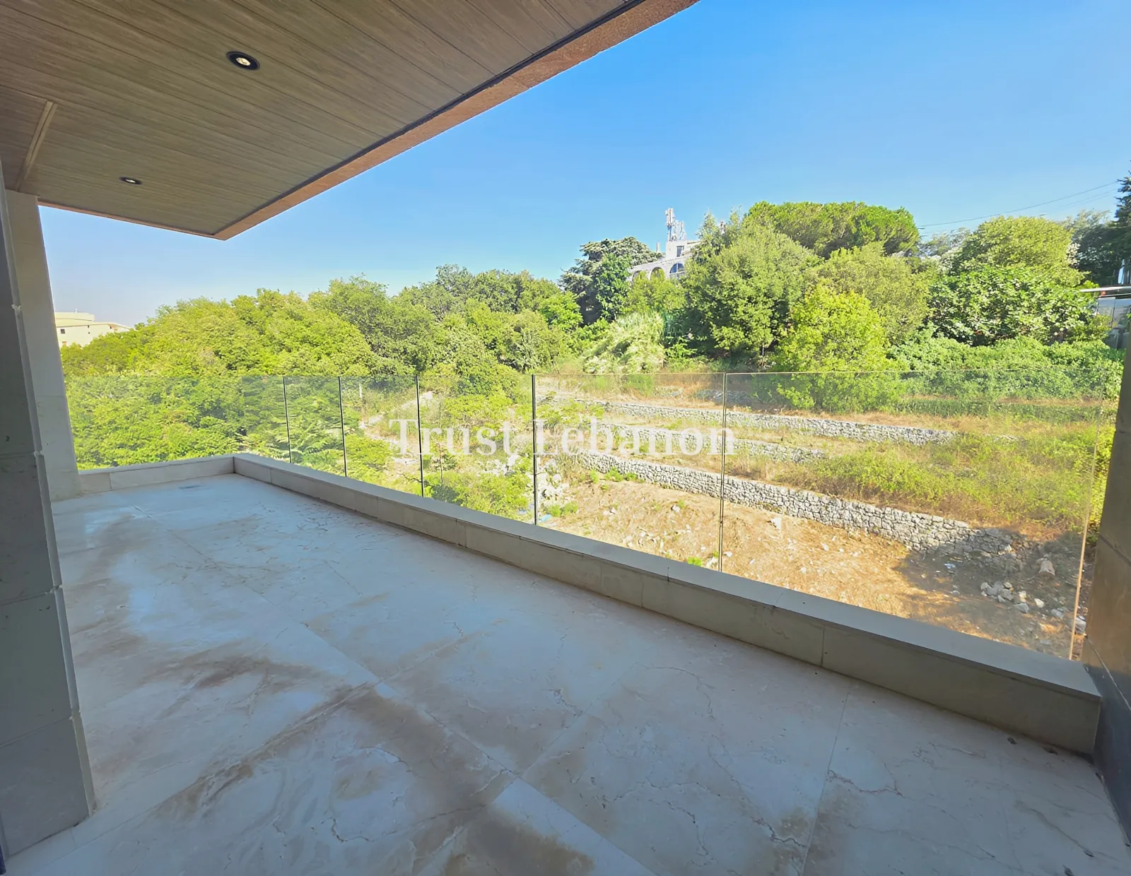 Apartment for sale in Ajaltoun, Lebanon - 5 bed, 5 bath