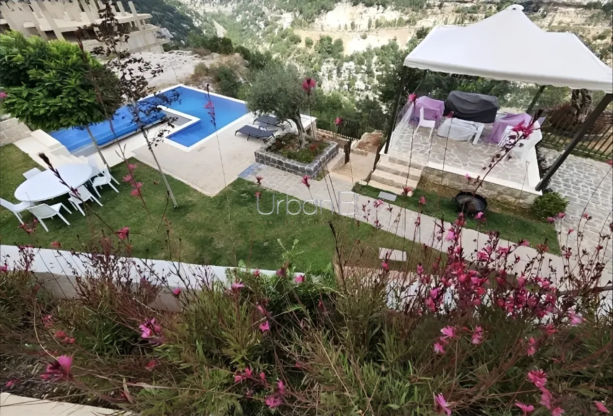 Chalet for rent in Faitroun, lebanon