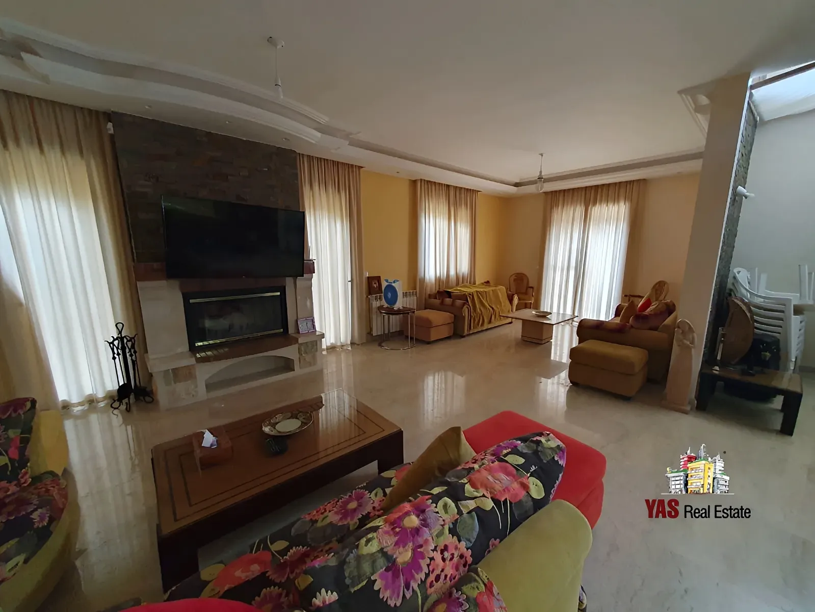 Villa for Sale in Mayrouba