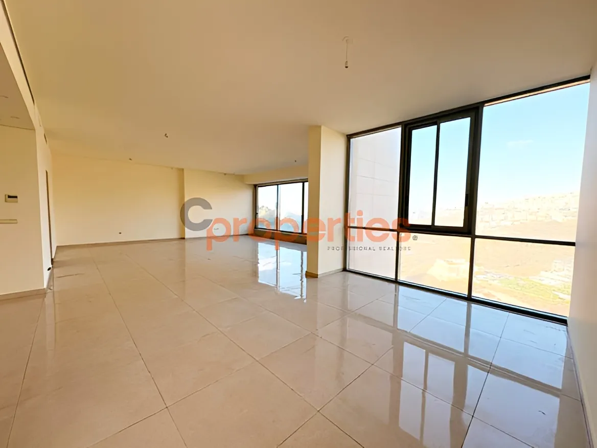 Apartment for Rent in Louaizeh - 3 bed, 5 bath