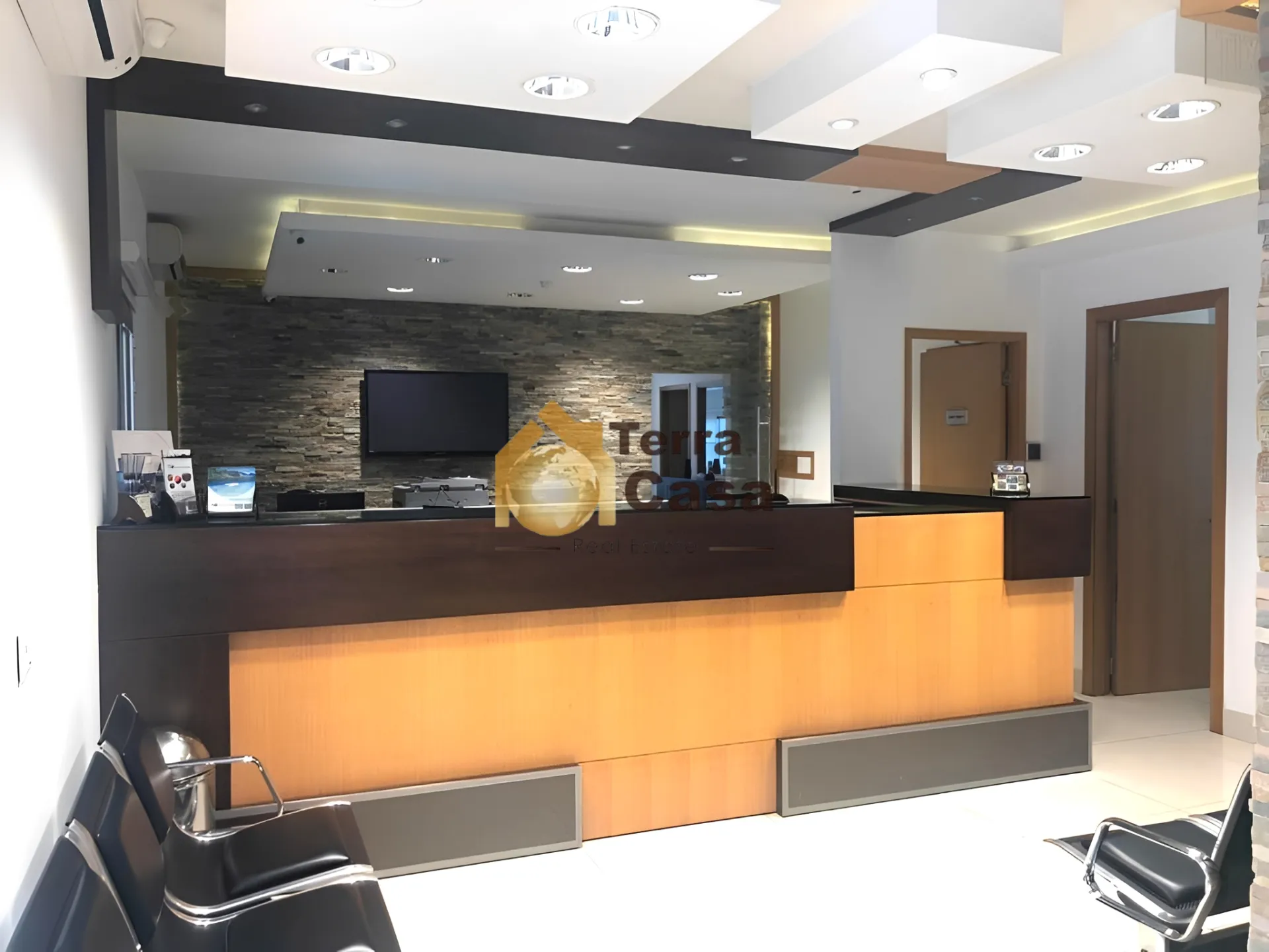 Office for sale in Zalqa
