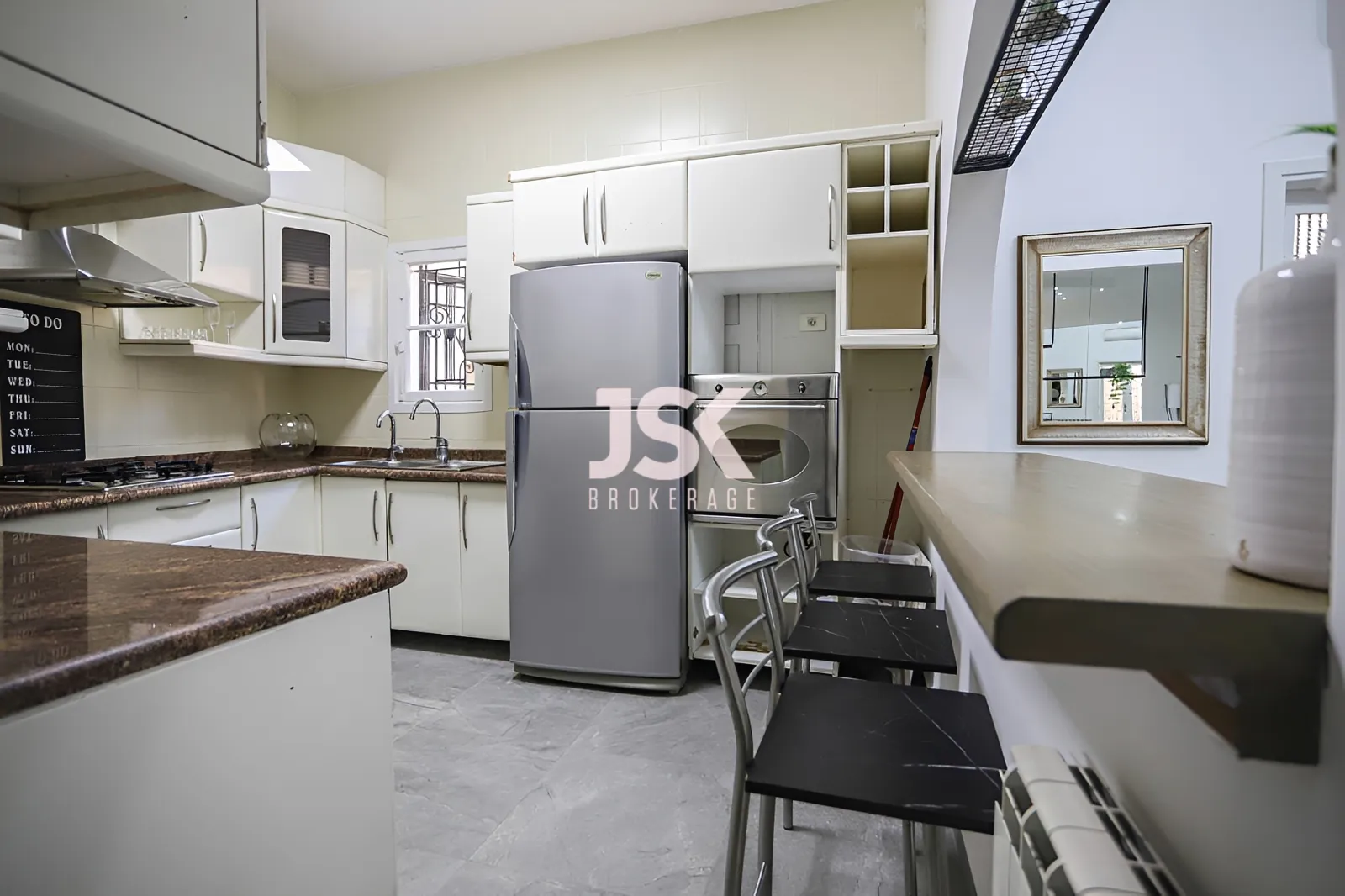 Apartment for Rent in Achrafieh