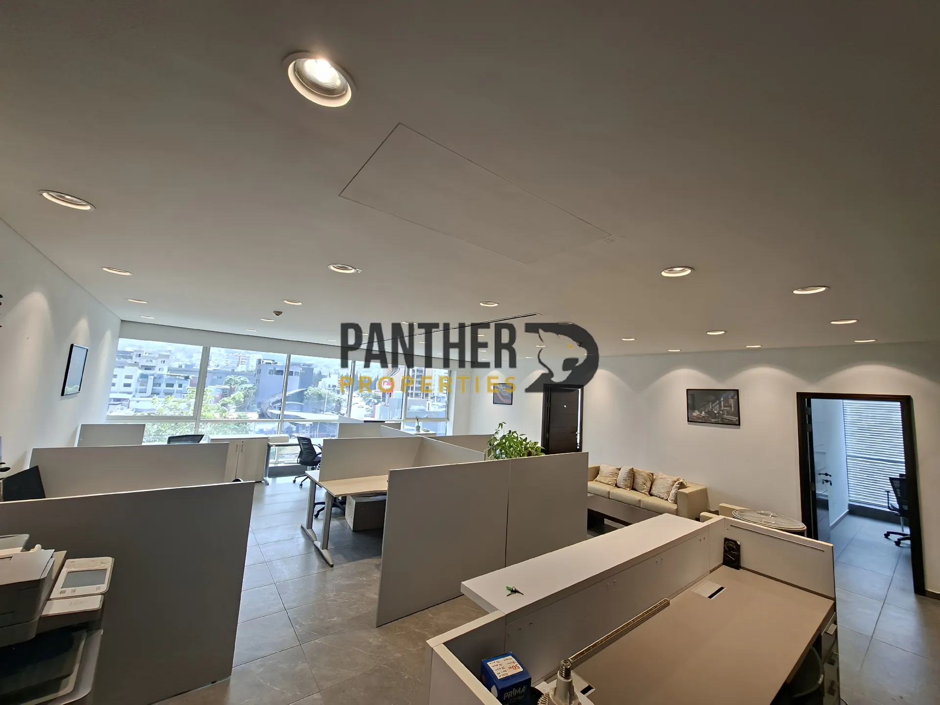 Office for rent in Baouchriyeh