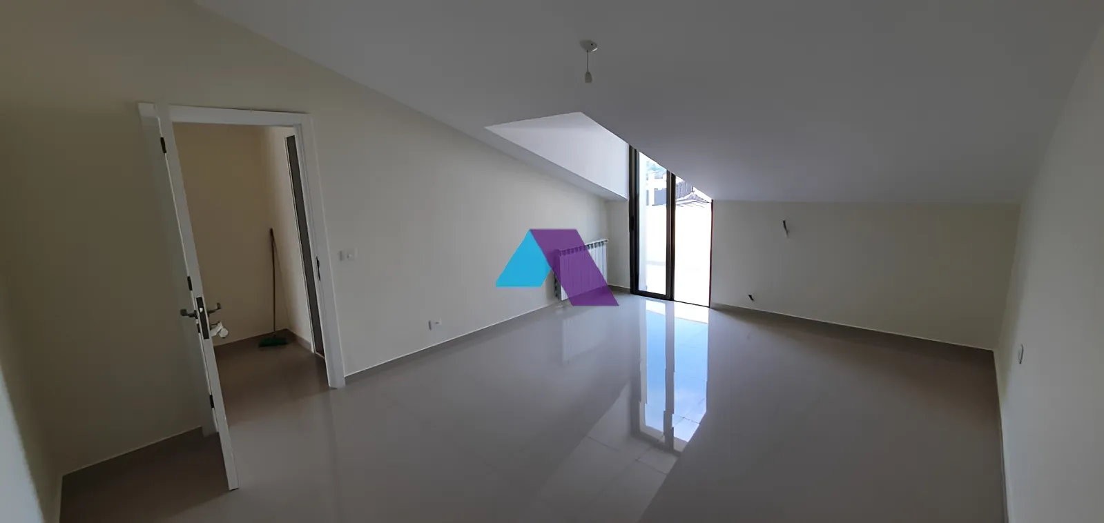 Apartment for Sale in Ballouneh