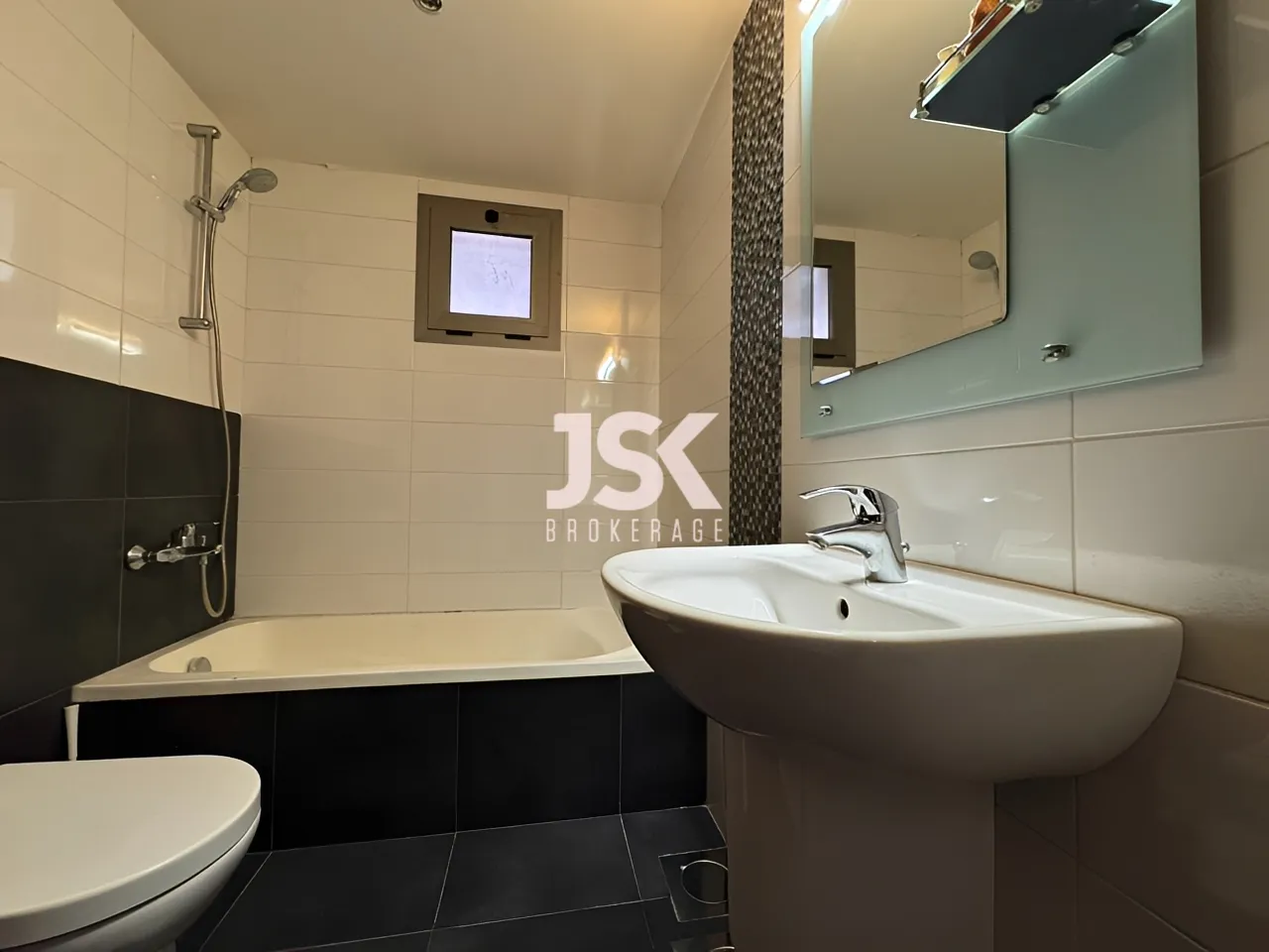 Apartment for Sale in Ain Saadeh