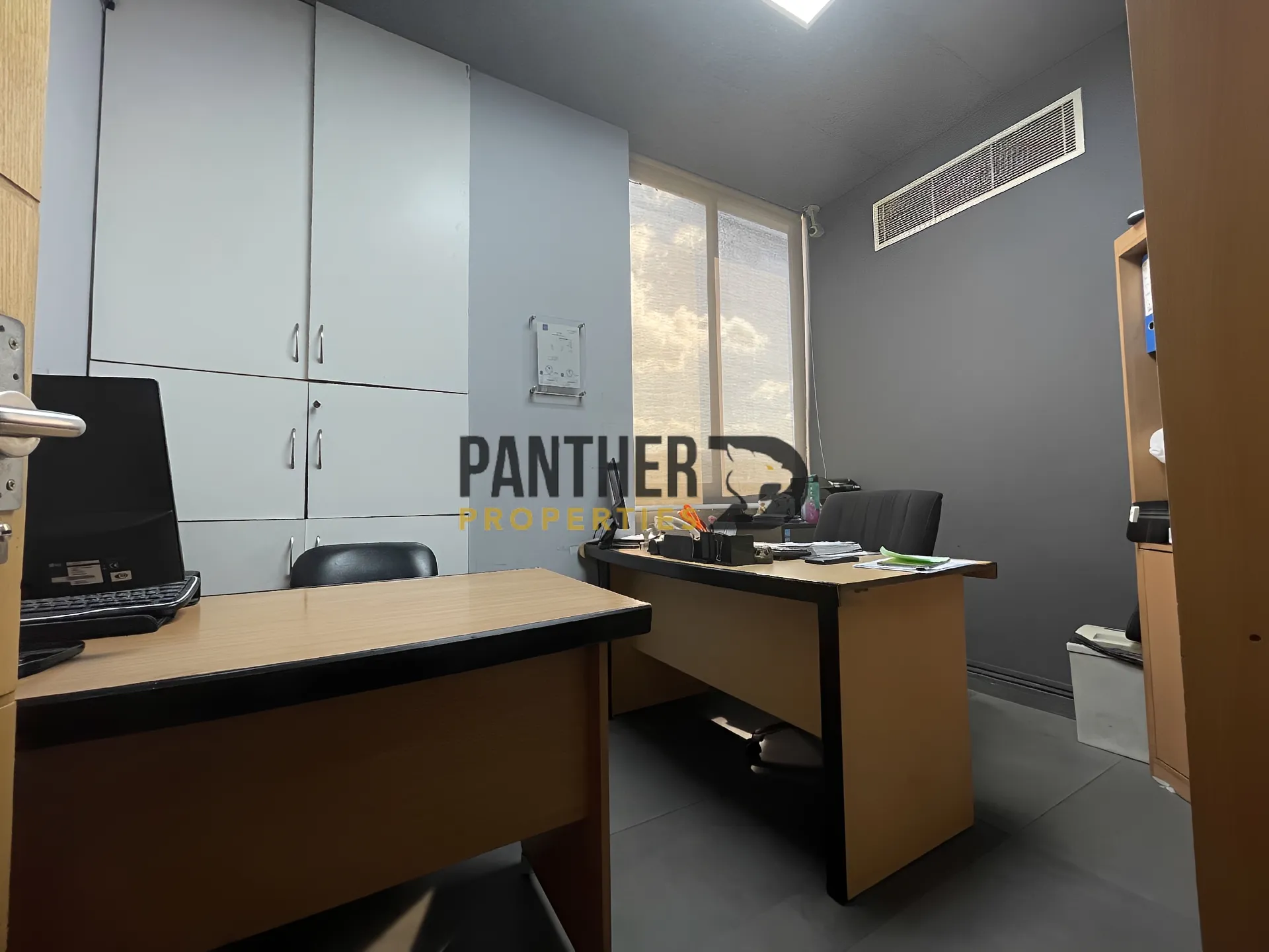 Office for sale in Hadath