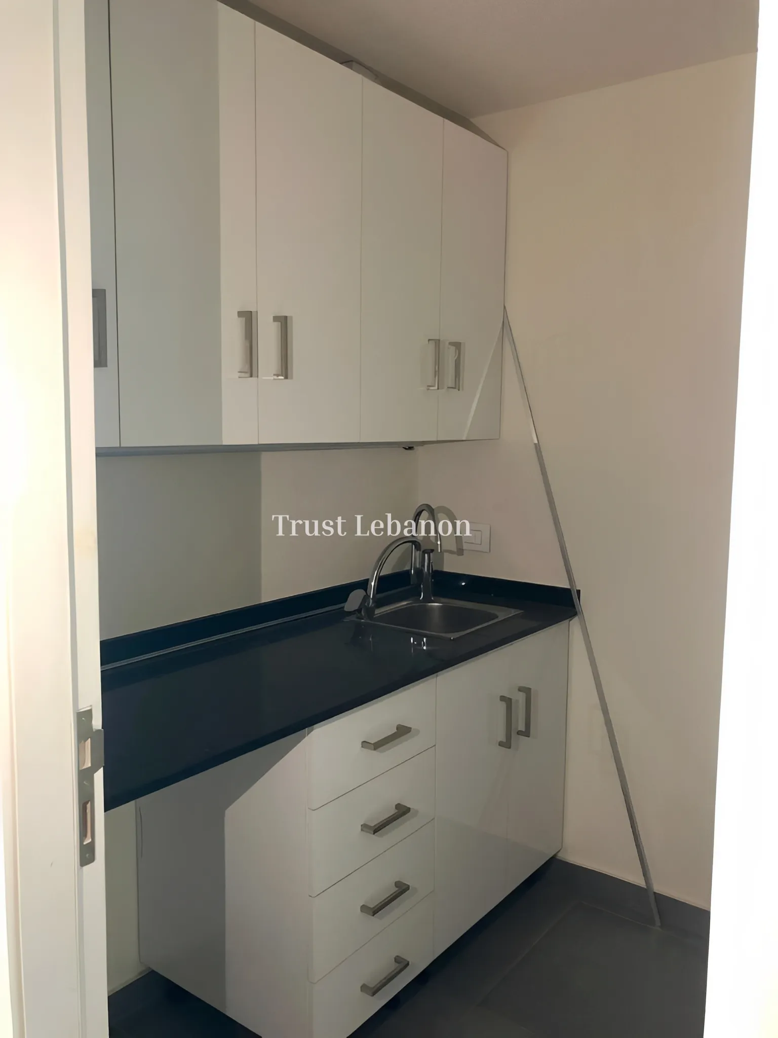 Office for rent in Ghazir, Lebanon