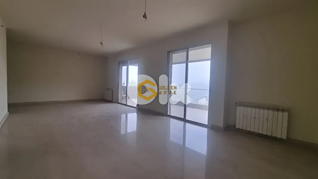 Apartment for Sale in Ain Aar - 3 bed, 4 bath