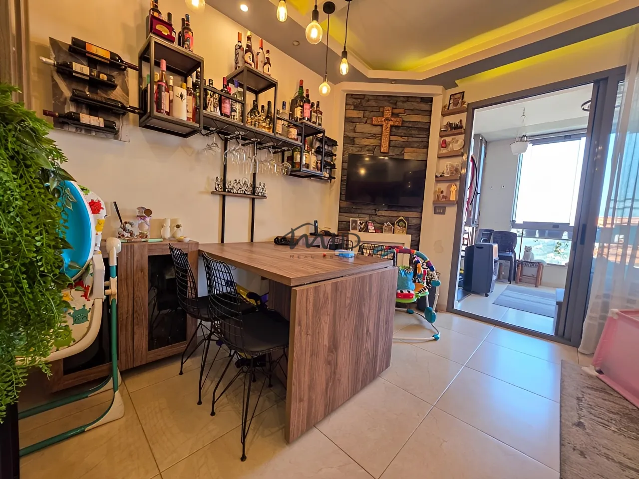 Apartment for sale in Qornet el hamra, lebanon - 2 bed, 2.0 bath