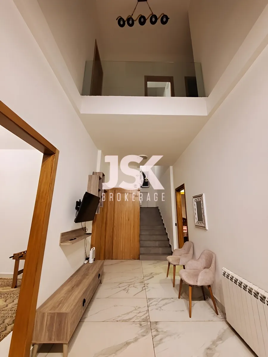 Villa for Sale in Bhamdoun, Lebanon - 4 bed, 6 bath