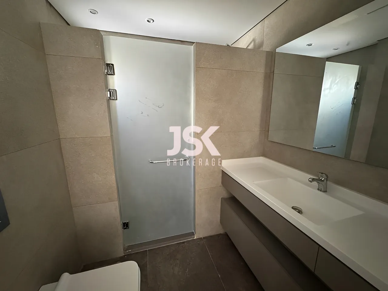 Apartment for Sale in Ras Beirut