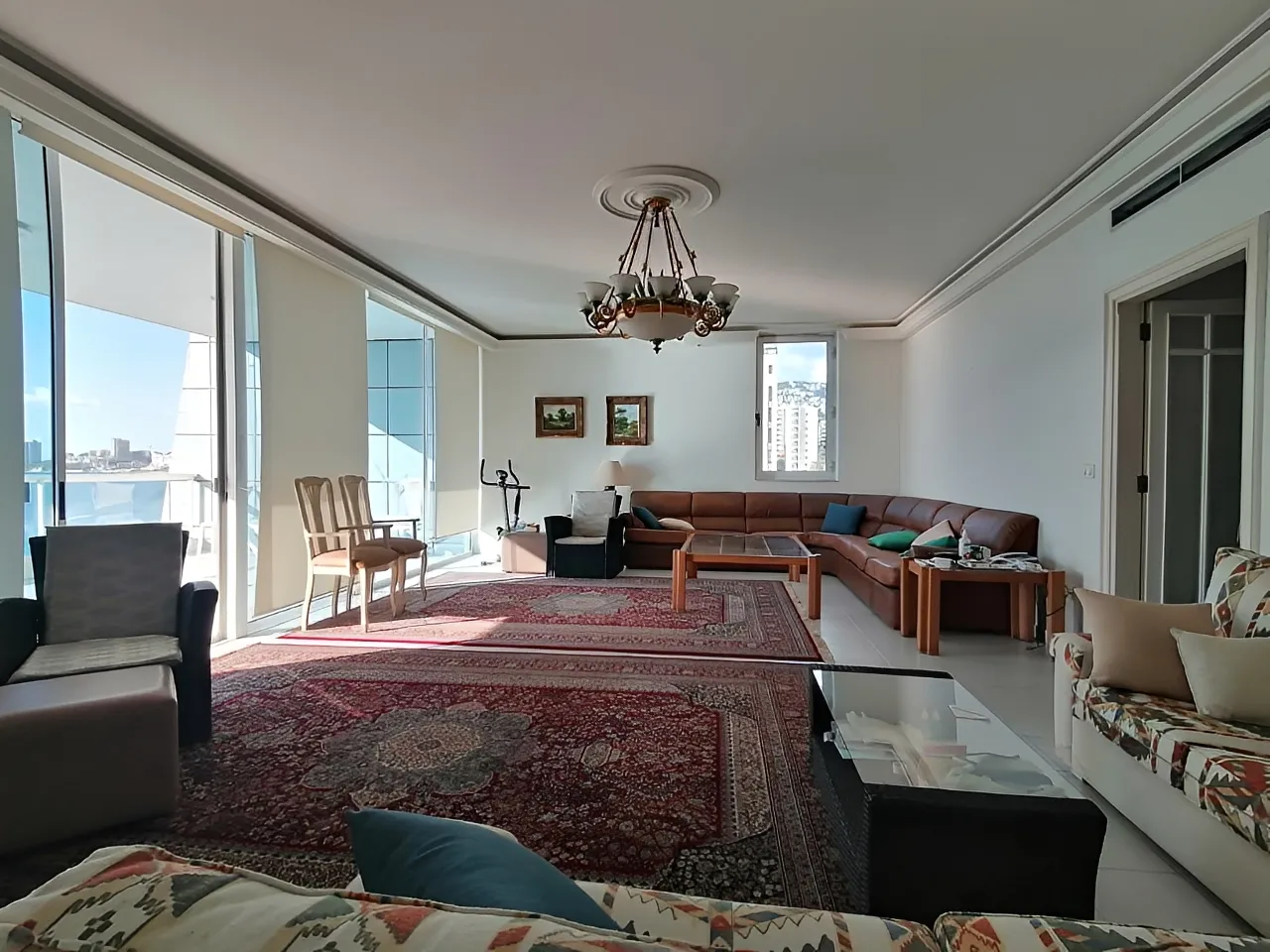 Residential in Jounieh, lebanon - 4 bed, 3.0 bath