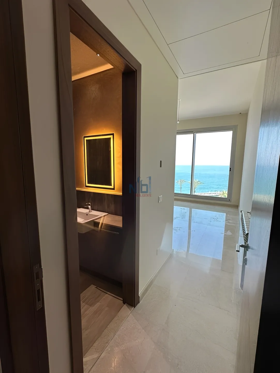 Apartment for Sale in Ain Al Mraiseh, Beirut, Lebanon