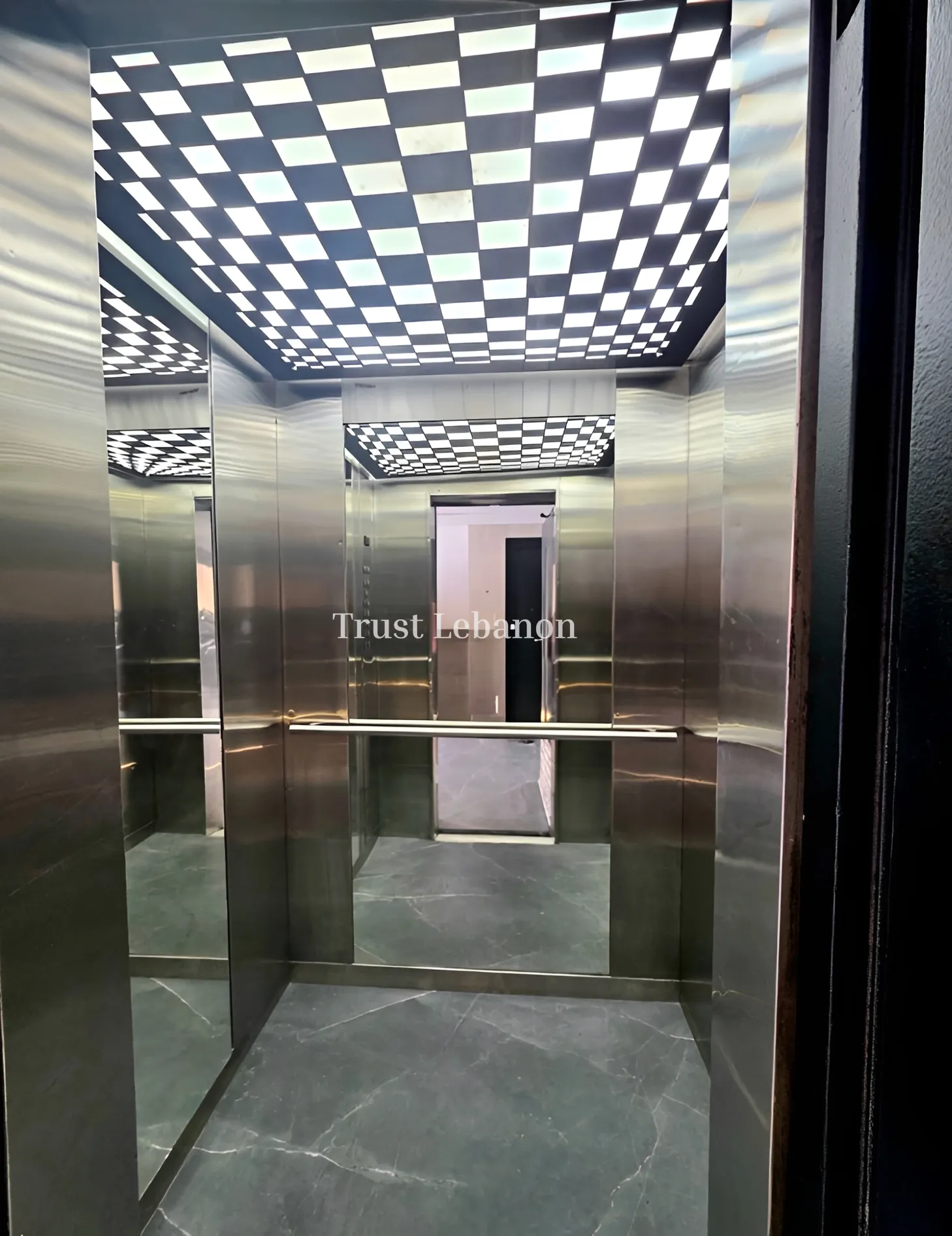 Office for sale in Zalqa, Lebanon