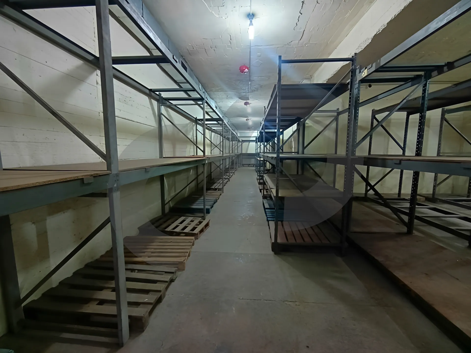 Warehouse for Rent in Jnah