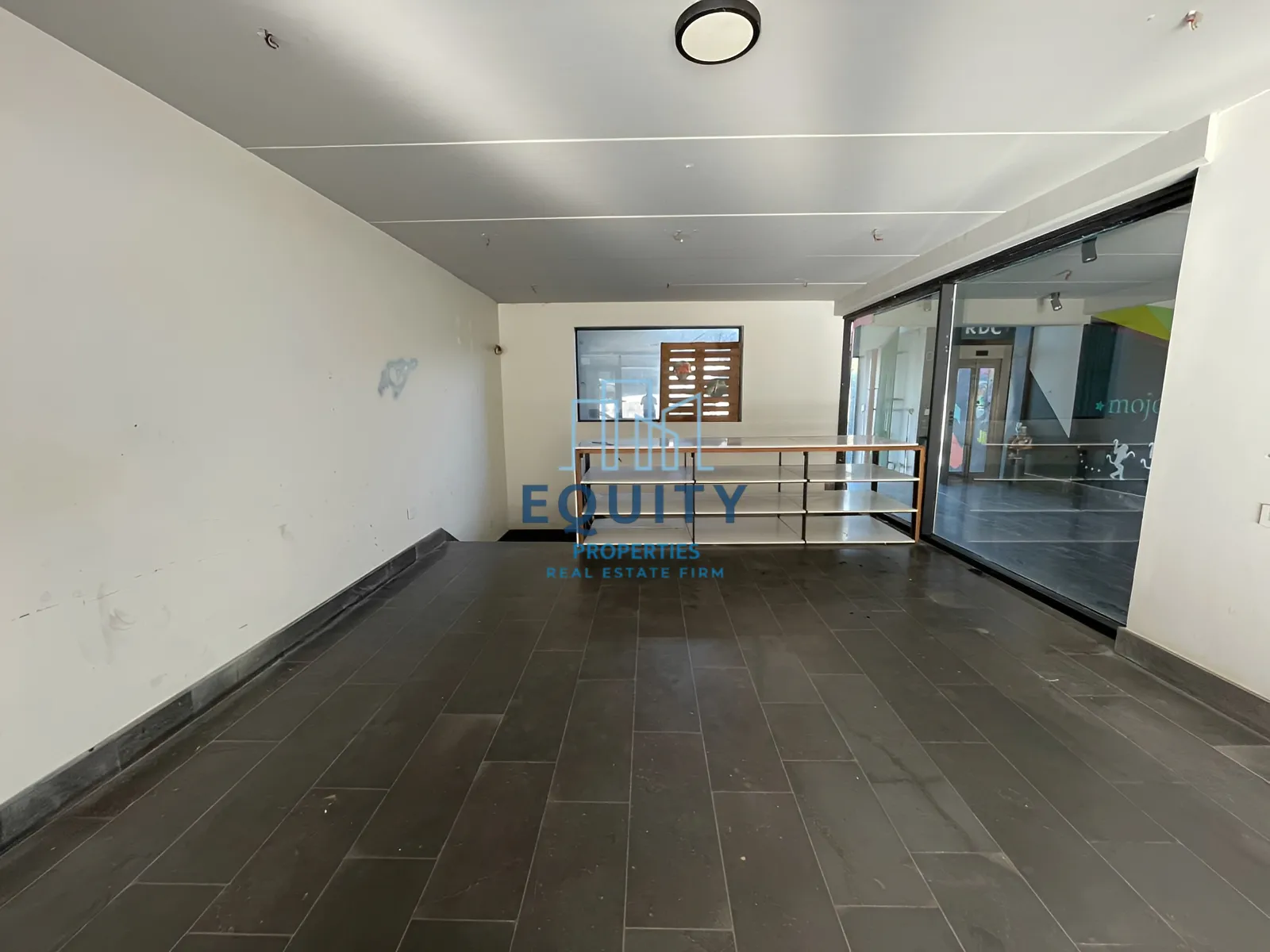 Shop for sale in Kornet Chehwan