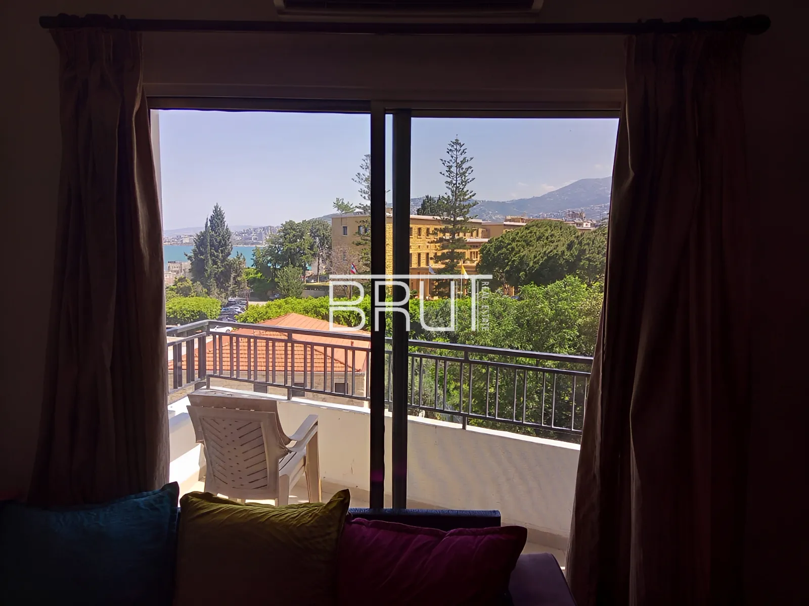Apartment for Rent in Kaslik