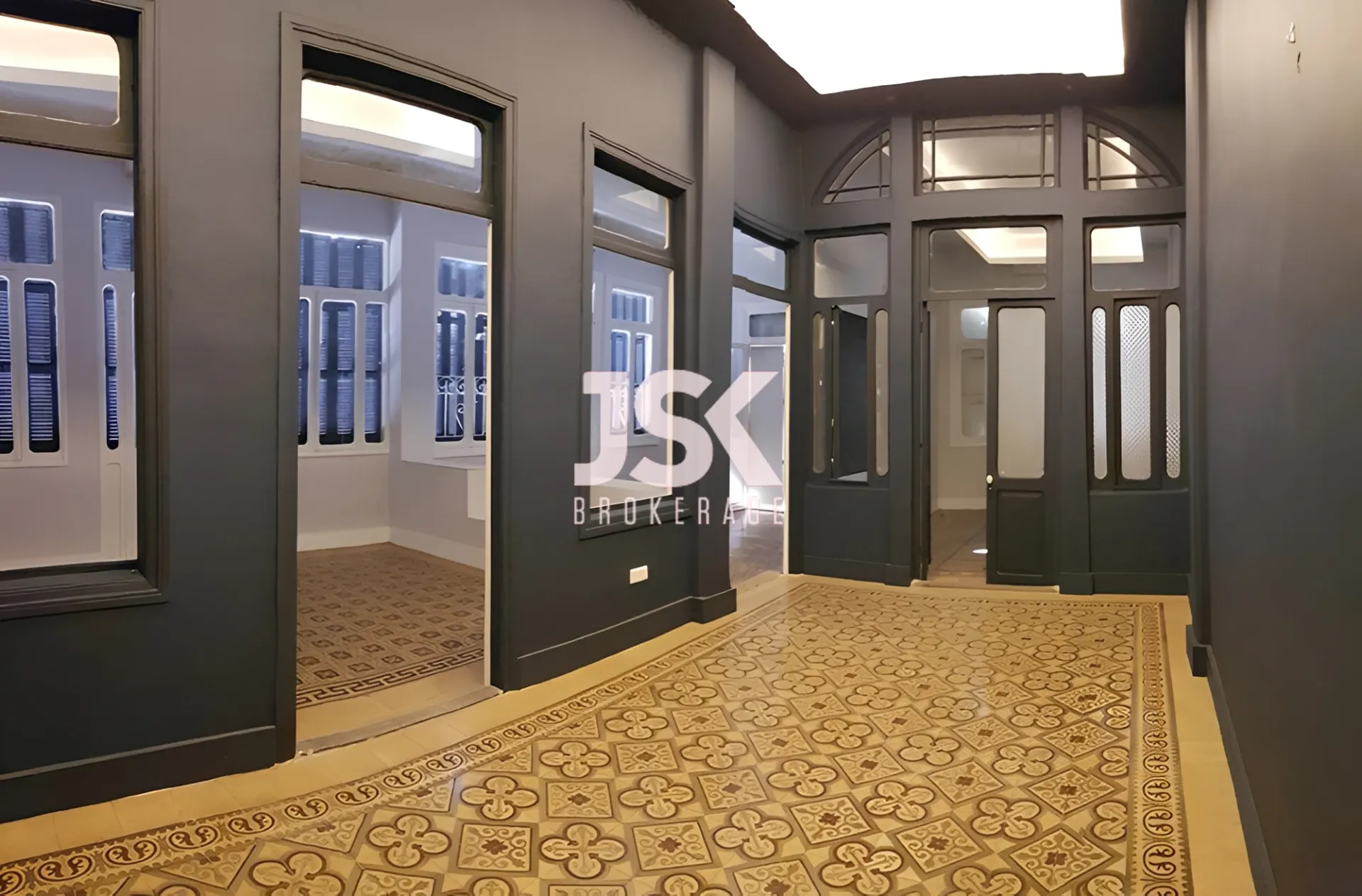 Apartment for Sale in Mar Mikhael, Beirut, Lebanon - 1 bed, 1 bath