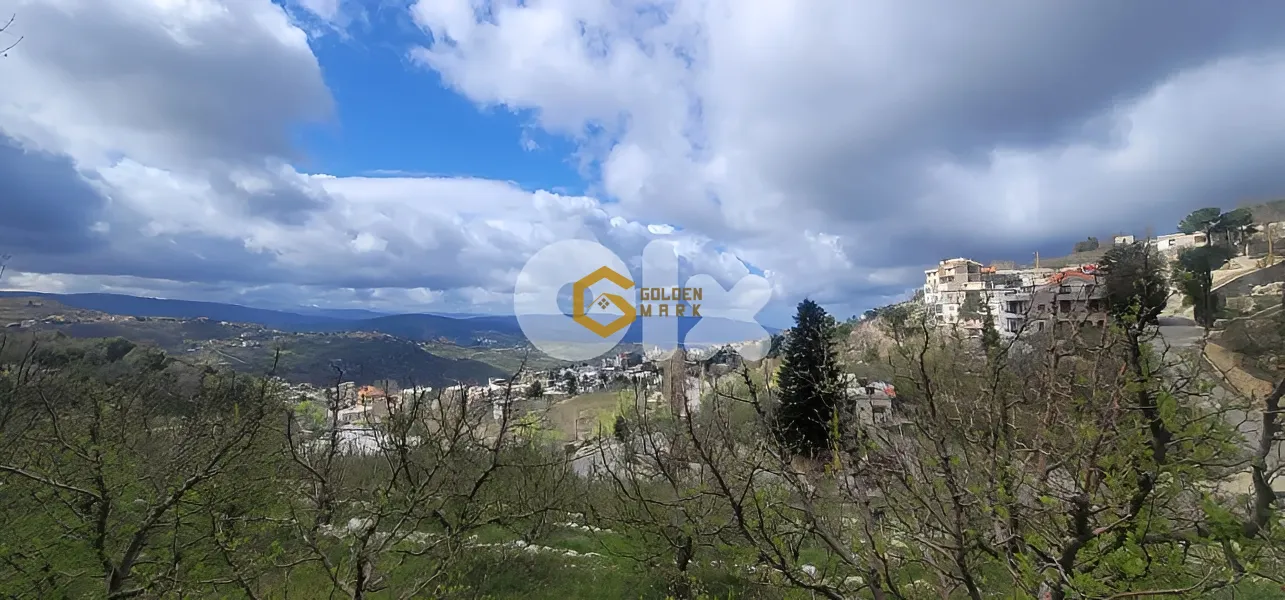 Land for Sale in Kfardebian