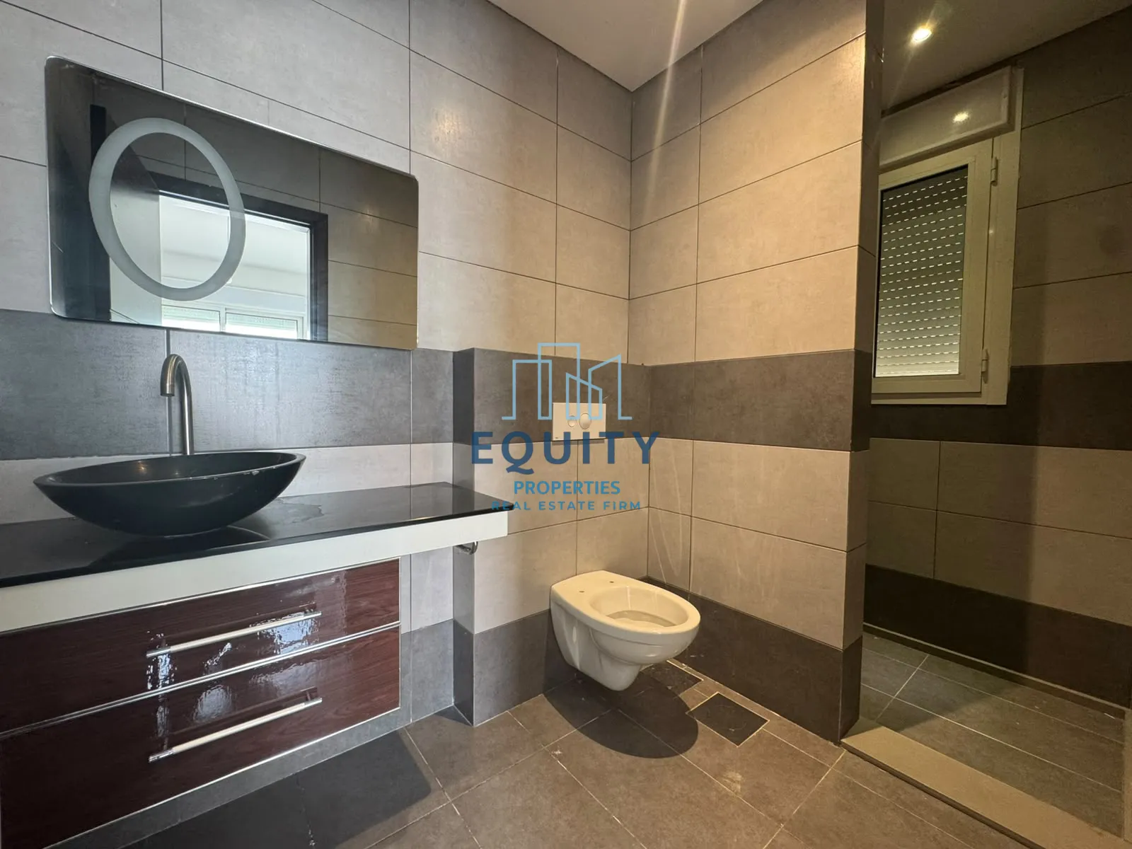 Apartment for sale in Qornet El Hamra